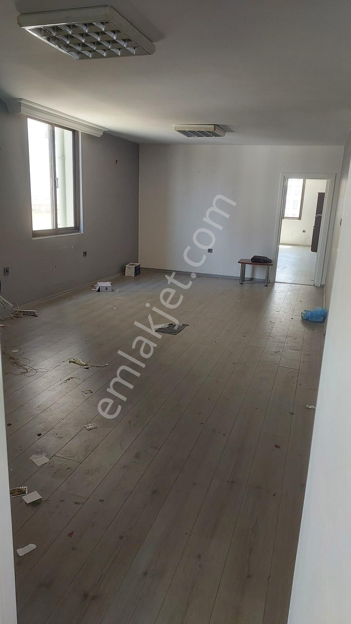 Adana Seyhan E-5 Üzeri Gizerler İş Mrk. Kiralık Ofis - Görsel 4