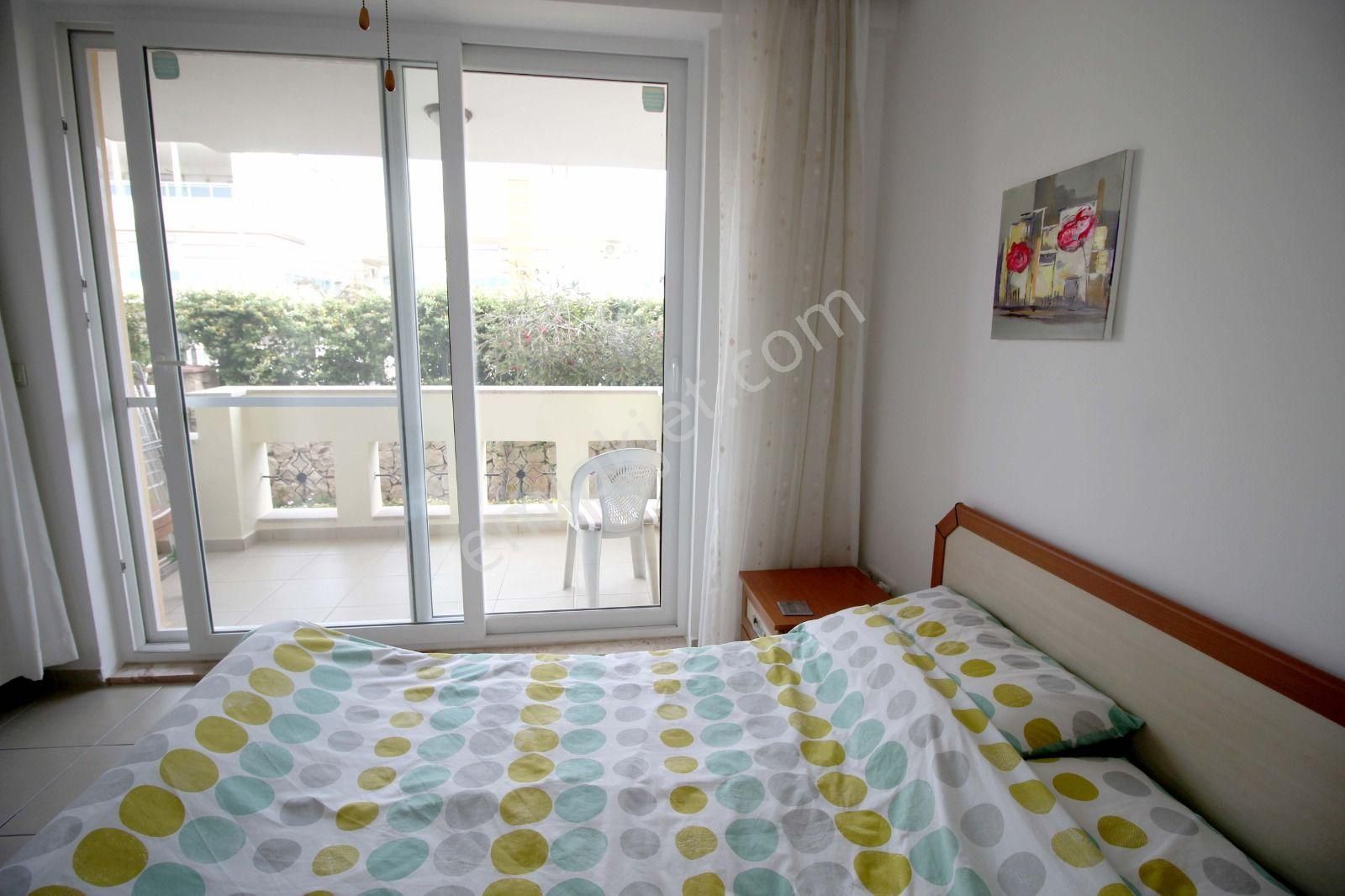 Elit Kaltieli Havuzlu Sitede Yeni Eşyalı 2+1 Yüksek Giriş Balkonlu Daire