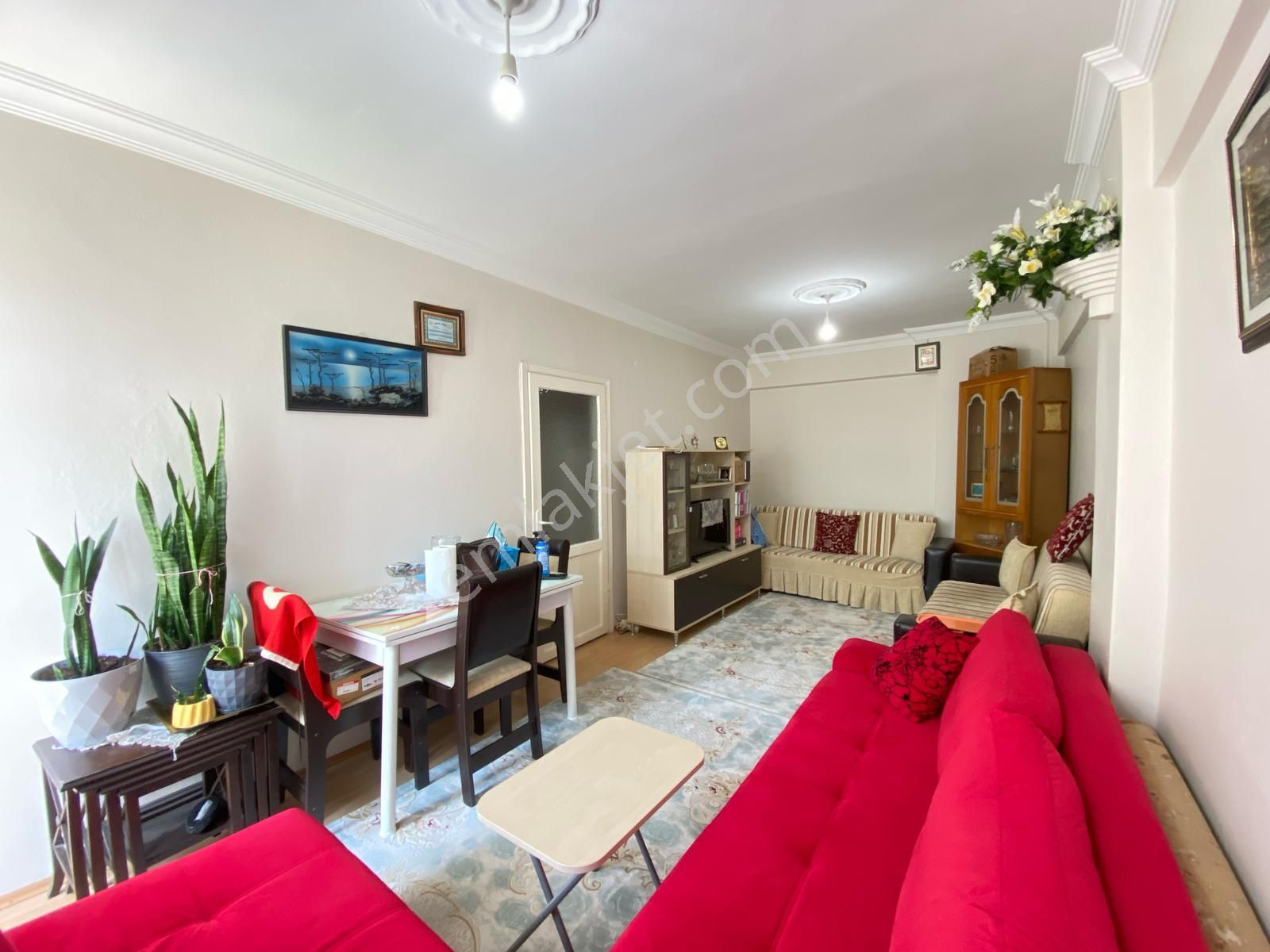 Gaziosmanpaşa'da Satılık Harika Konumda 2+1 Fırsat Daire - Görsel 6