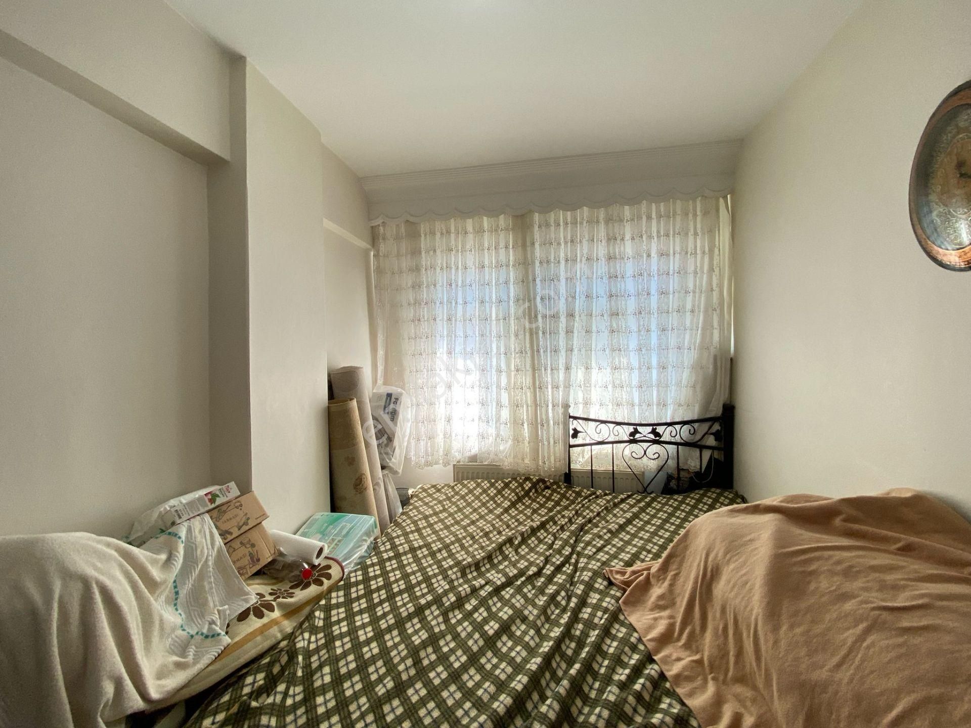 Gaziosmanpaşa'da Satılık Harika Konumda 2+1 Fırsat Daire - Görsel 22