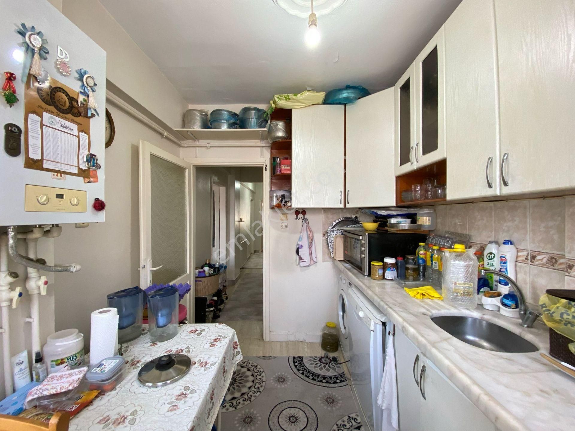 Gaziosmanpaşa'da Satılık Harika Konumda 2+1 Fırsat Daire - Görsel 9