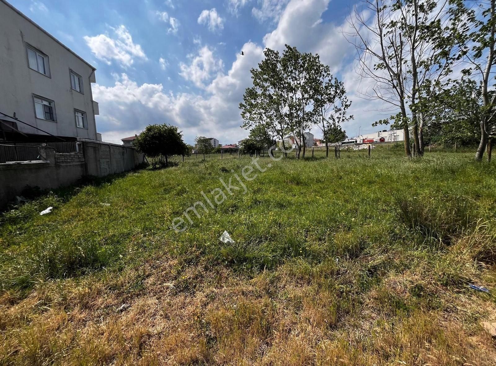 Sarayda 437m2 3,5 Kat %35 İmarlı İfrazlı Yapı İzinli Kupon Arsa