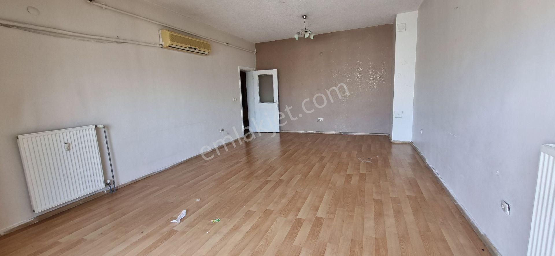 Bursa Merkezde Kiralık 3+1 Daire - Görsel 8