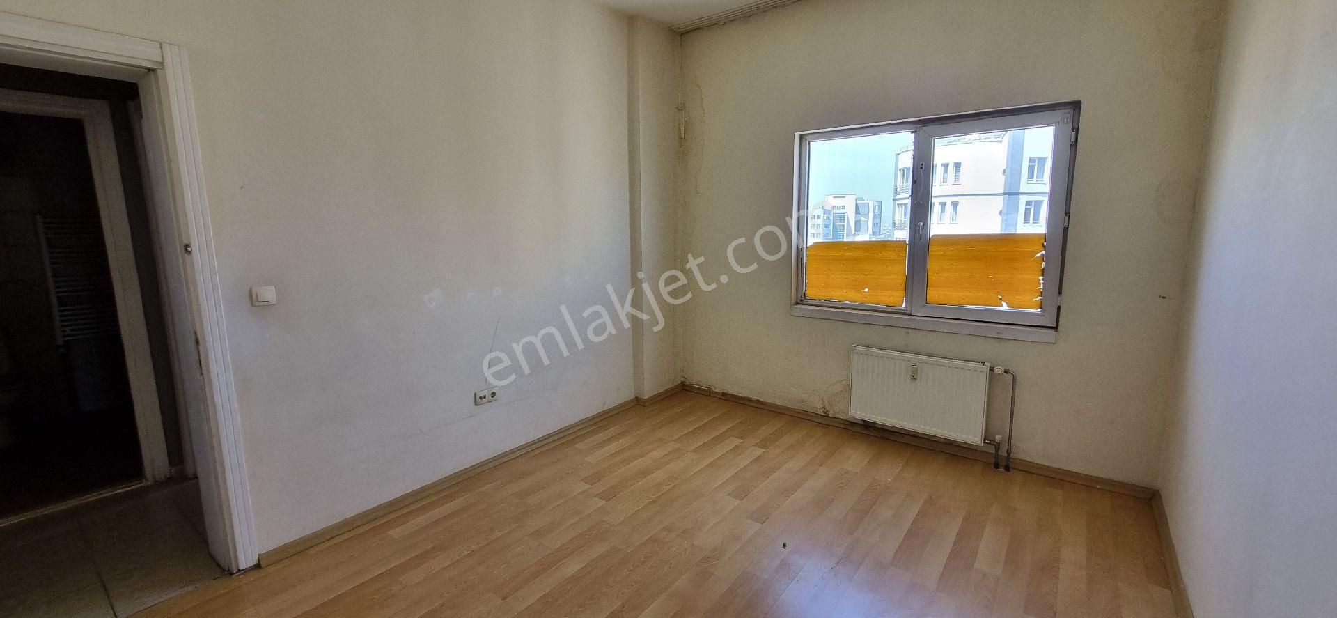 Bursa Merkezde Kiralık 3+1 Daire - Görsel 19