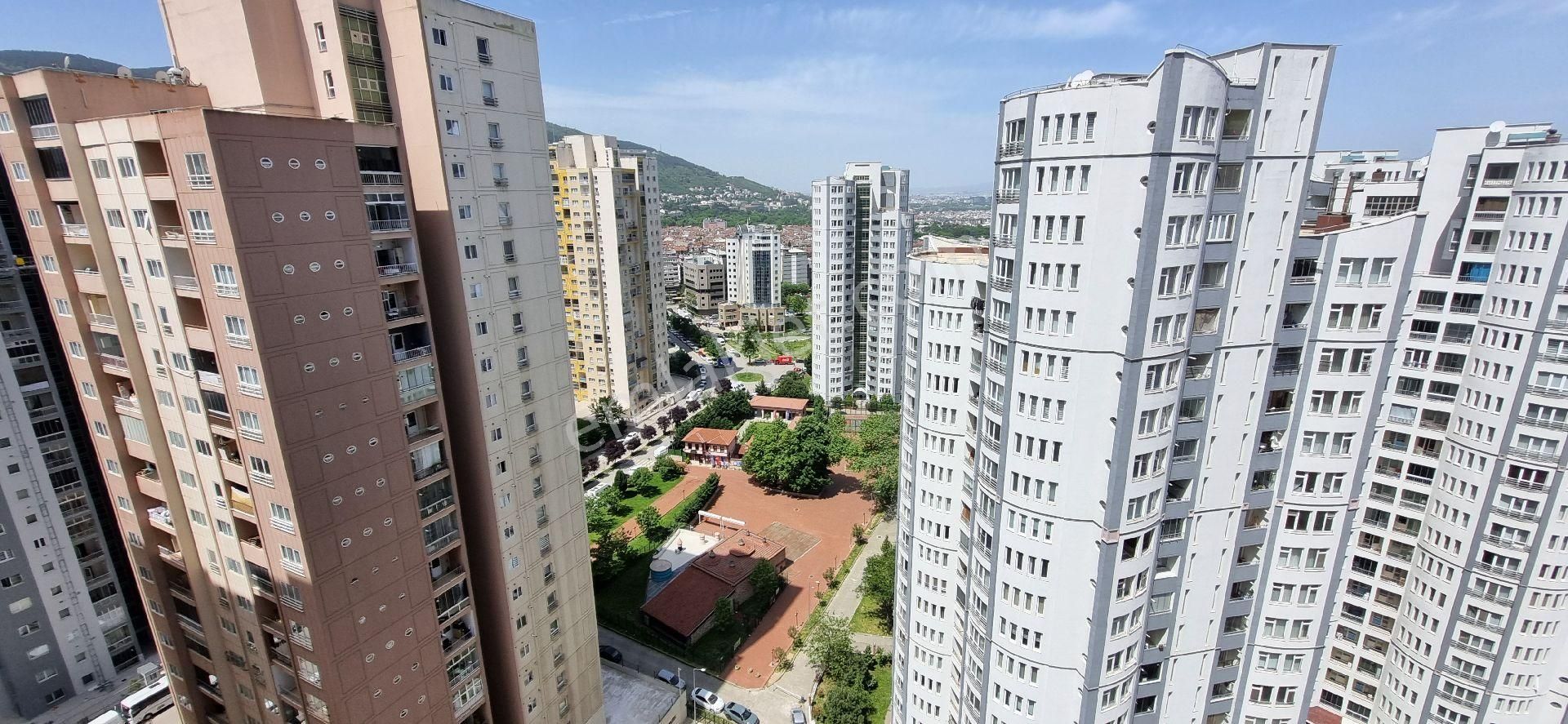 Bursa Merkezde Kiralık 3+1 Daire - Görsel 6