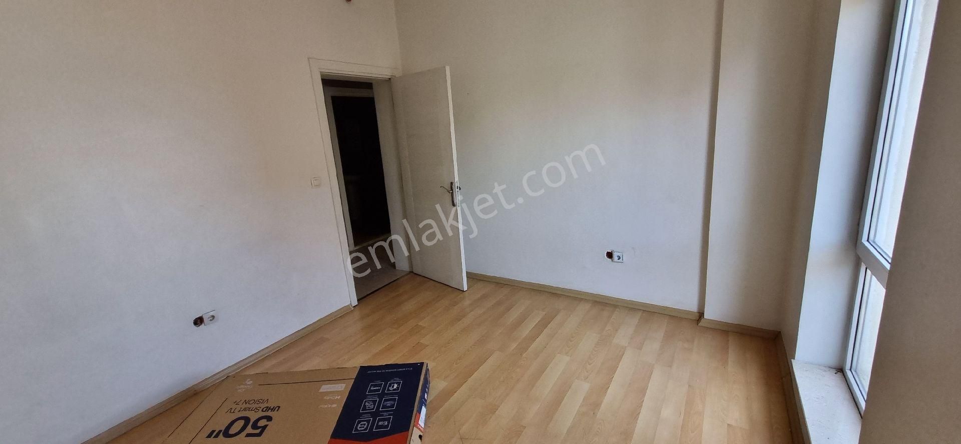 Bursa Merkezde Kiralık 3+1 Daire - Görsel 12