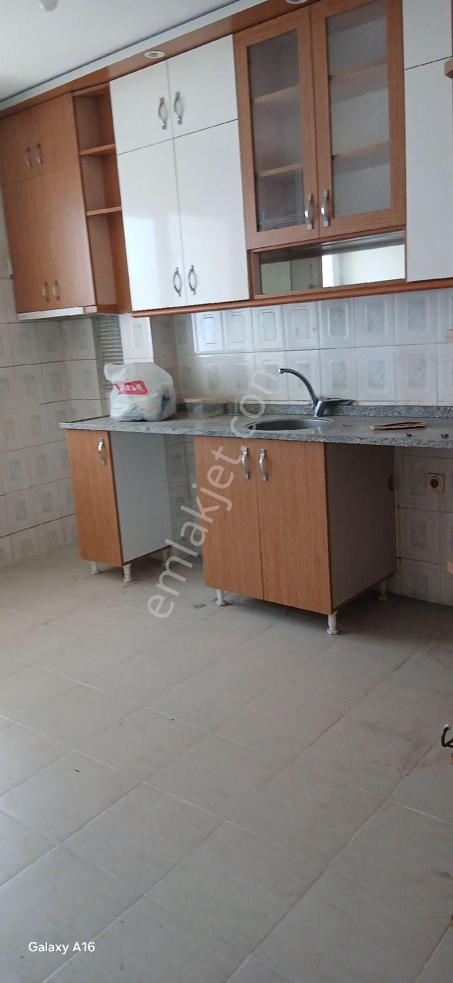 Karabaglar Sarıyer Mah Kiralık D Gazlı