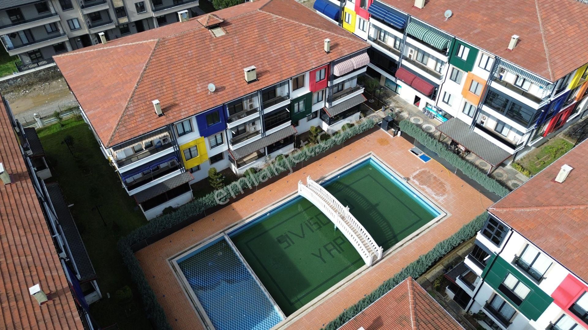 Denize 2.parsel Full Eşyalı Havuz Cephe 3+1 140 M2 Verandalı Ters Dubleks