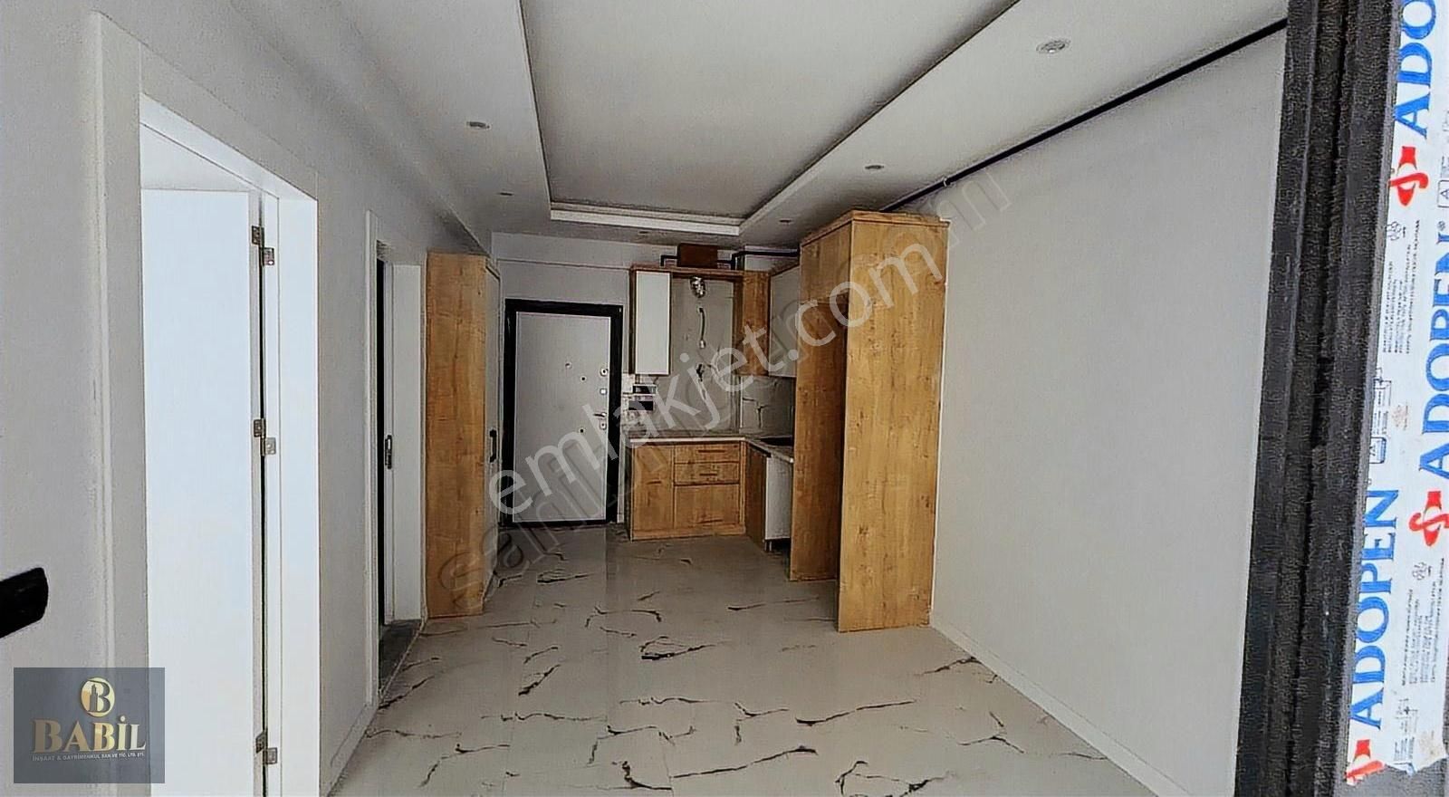 Denizli Merkezde Satılık 2+1 Asansörlü Sıfır Lüks Balkonlu Apart