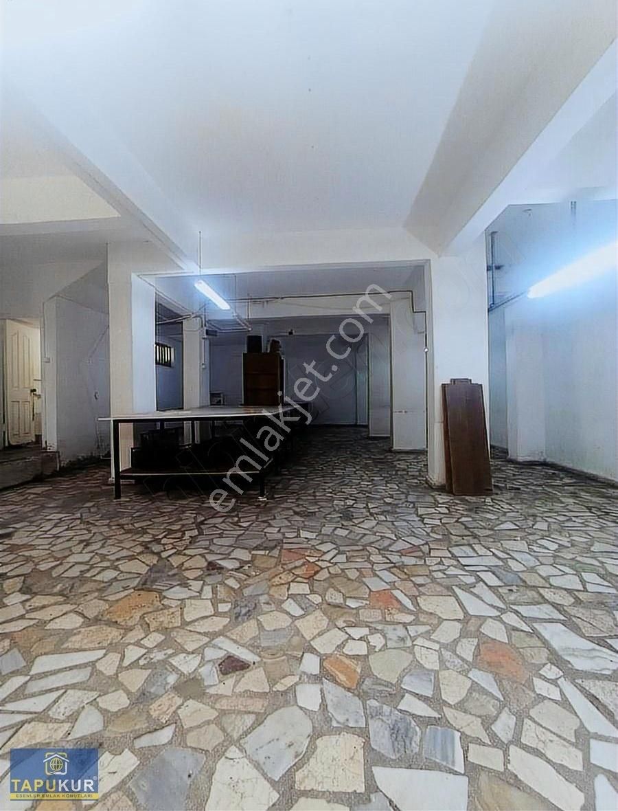 Ayazma Caddesine Yakın Kiralık Depo& Atölye Tapukur'dan