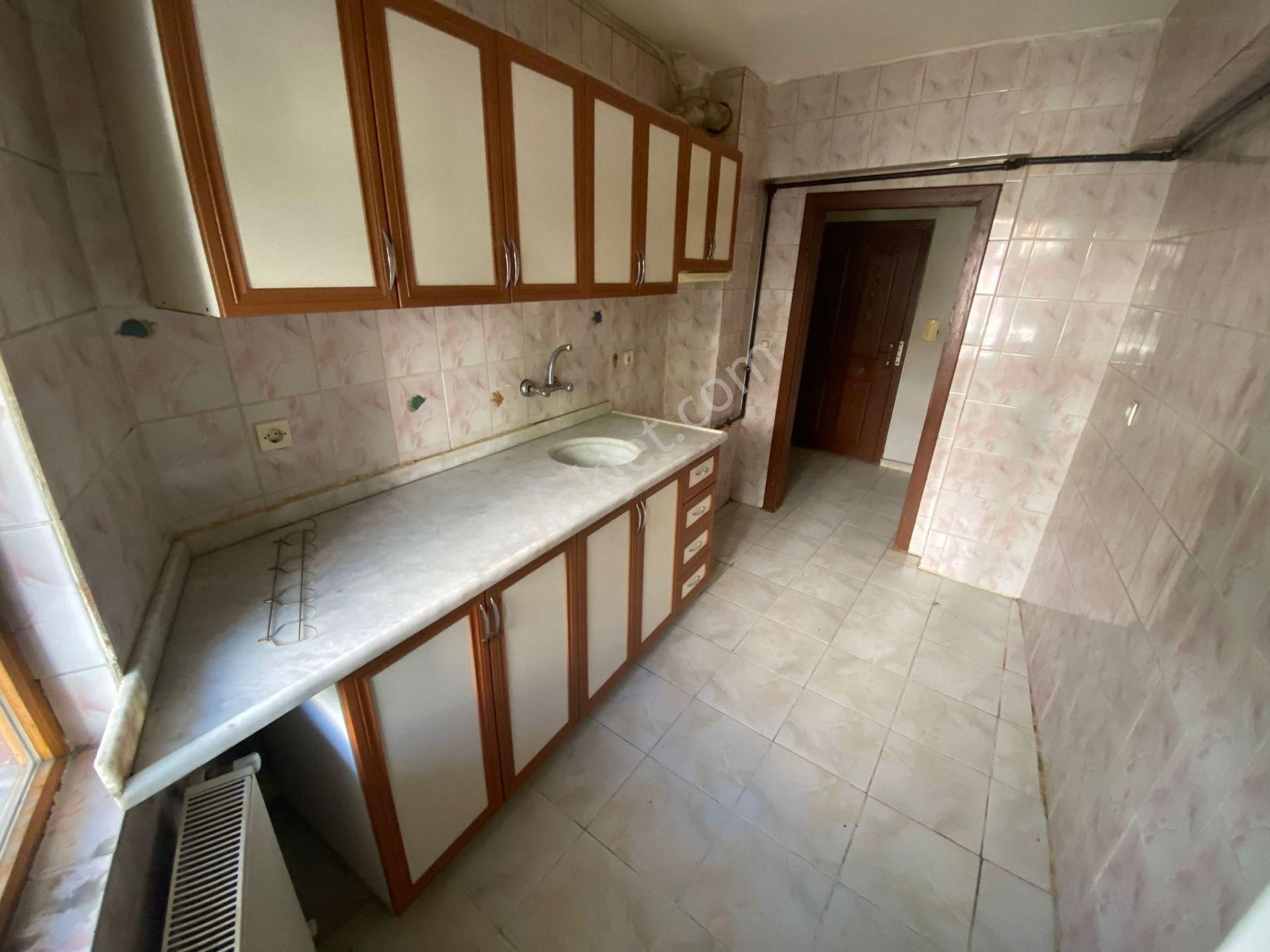 Emlak Danışmanım'dan Malazgirt Mah. 3+1 Yüksek Giriş Kiralık Daire