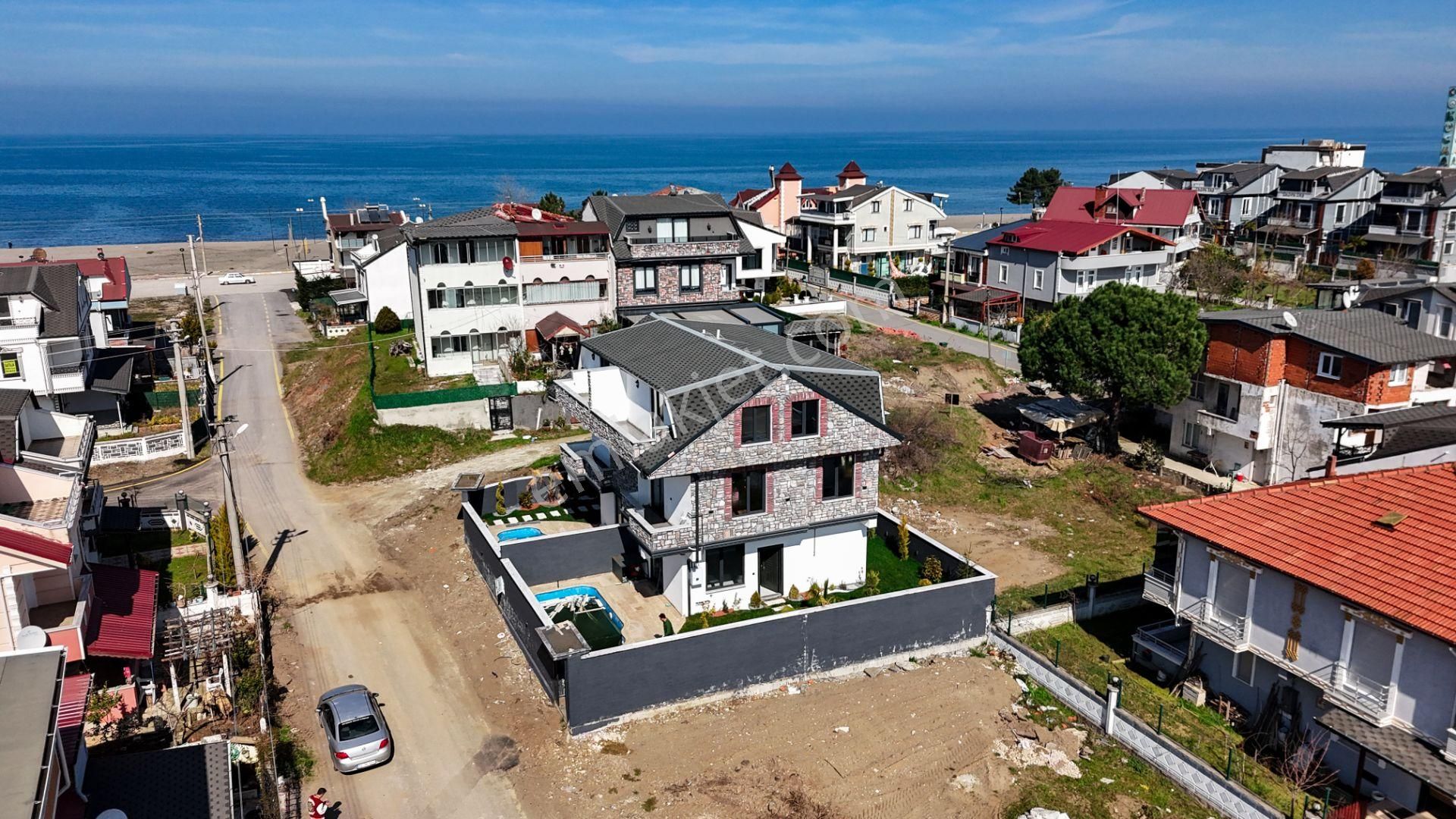 💎 Hayalinizdeki Yaşam Başlıyor! 🏡 Havuzlu Ve Bahçeli Lüks Villa!
