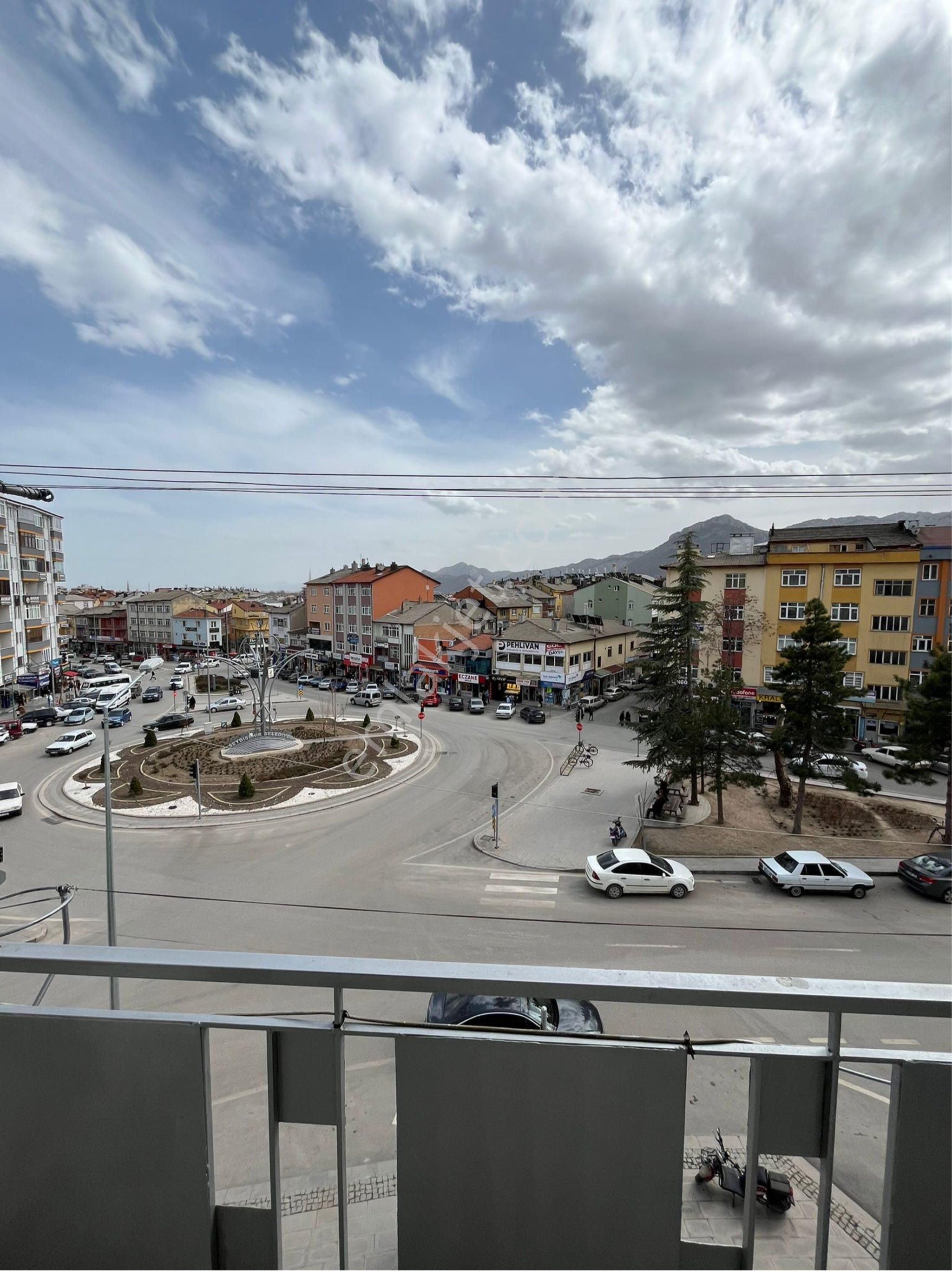 Seydişehir Eskigaraj Civarı Şehir Merkeziseyet Kasap Üstü