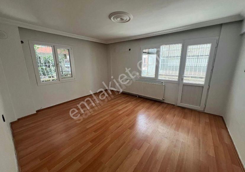 Acill Buca İşçievleri Yiğitler Mah.de 2+1 90m2 Dgazlı Arakat Bakımlı Satılık Daire