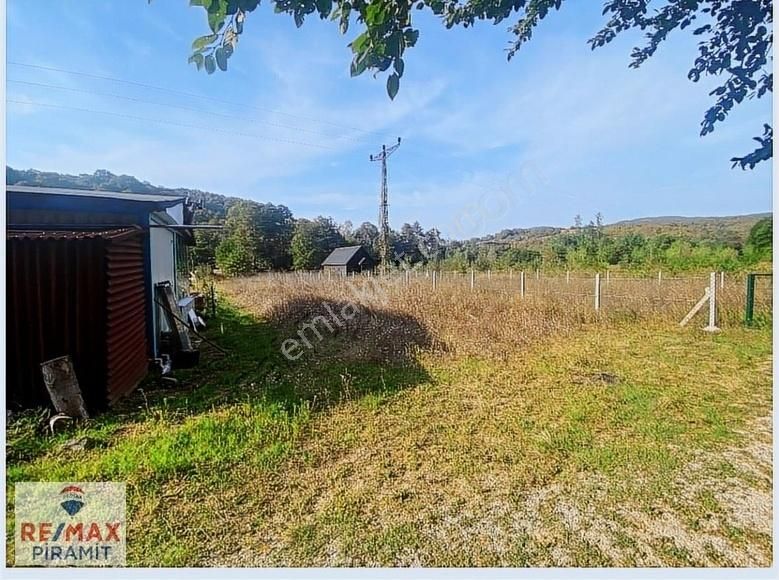 Kırklareli Merkez Dereköyde %40 İmarlı 1.060 M² Arsa !!!