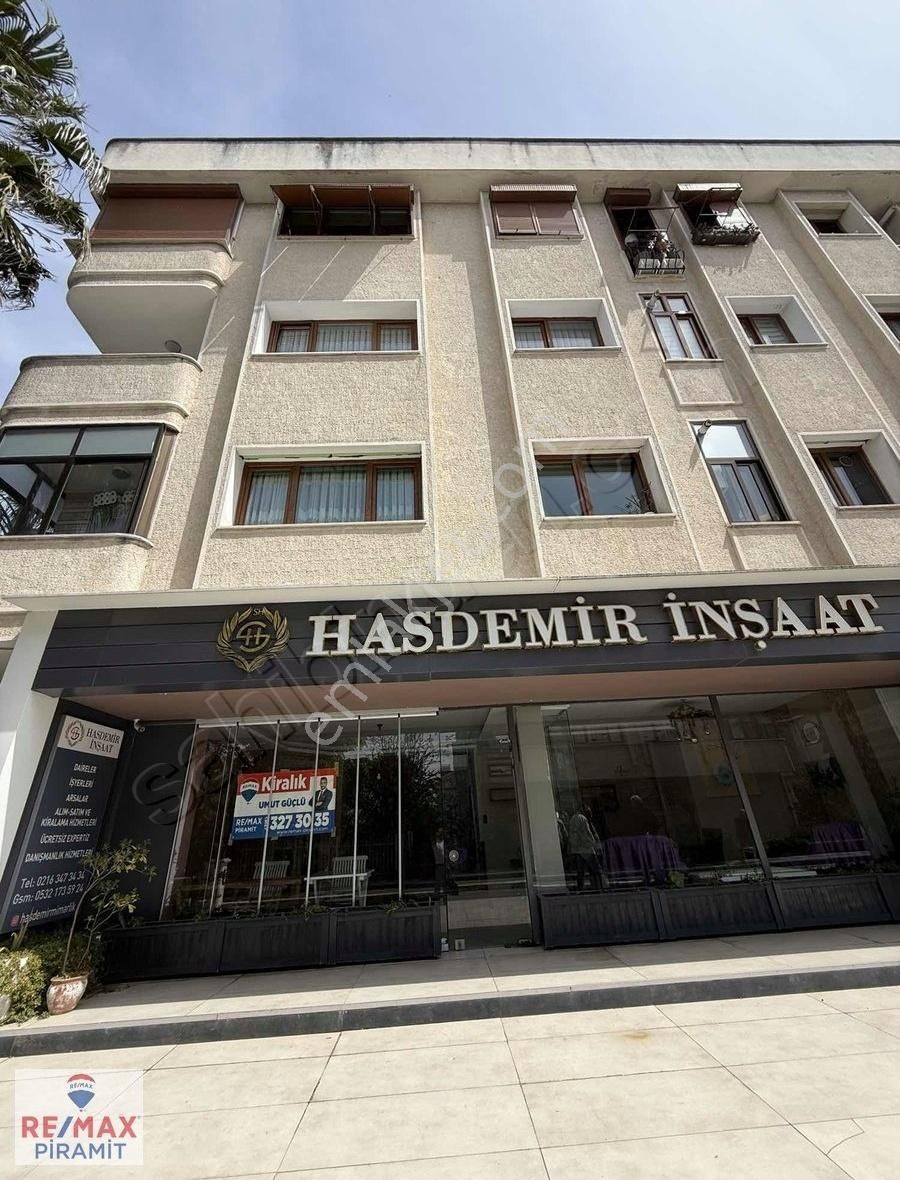 Acıbadem Hastanesi Karşısı Kiralık Fırsat Dükkan