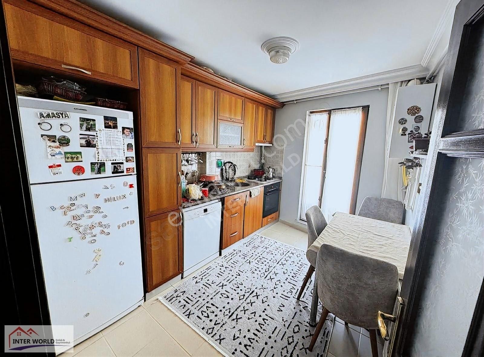 Soyaklara Komşu Ayrı Wcli 2+1 Otoparklı Satılık Lüx Geniş Daire