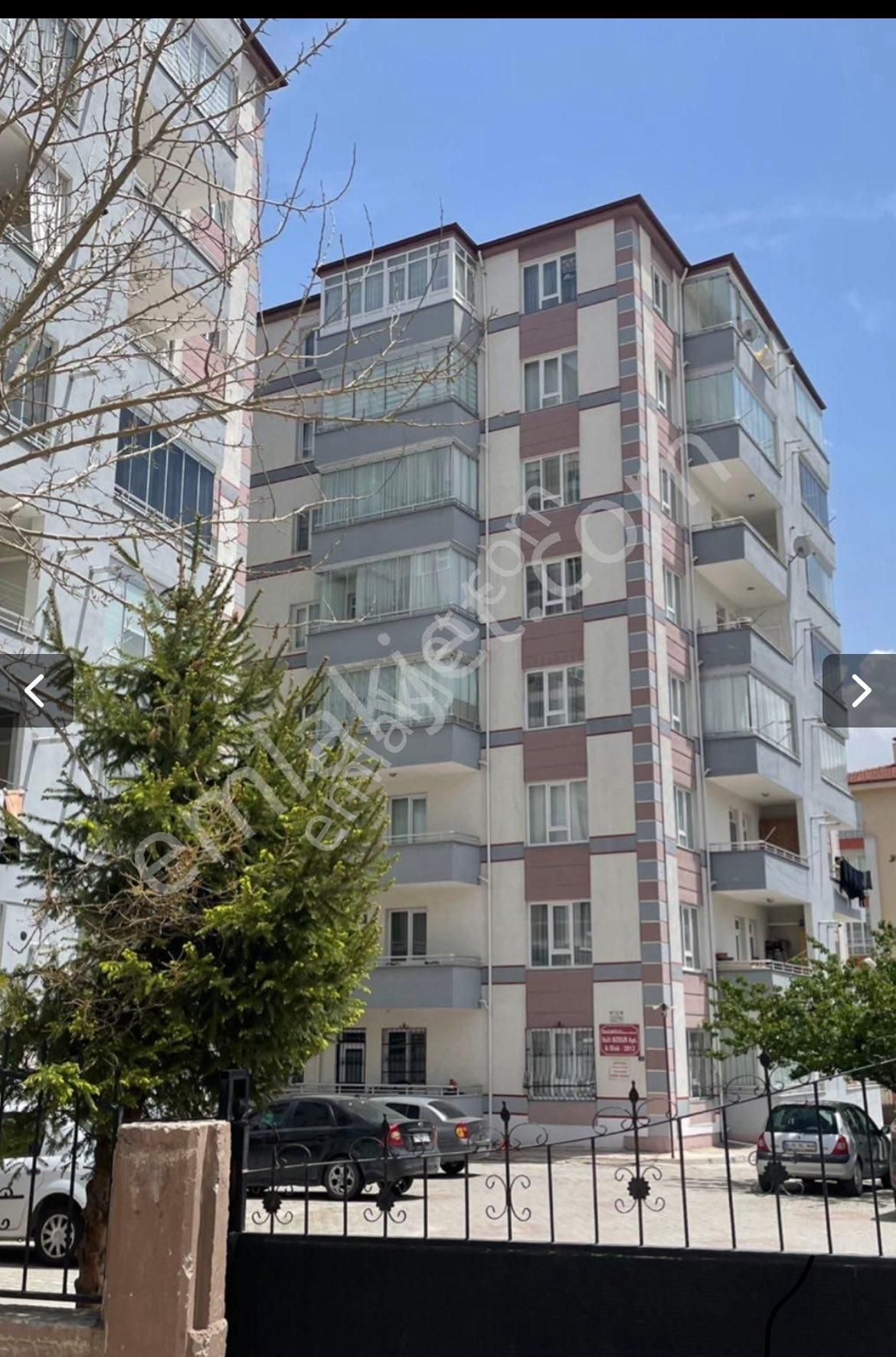 Efendibey Mahallesinde Satılık 3+1 Daire
