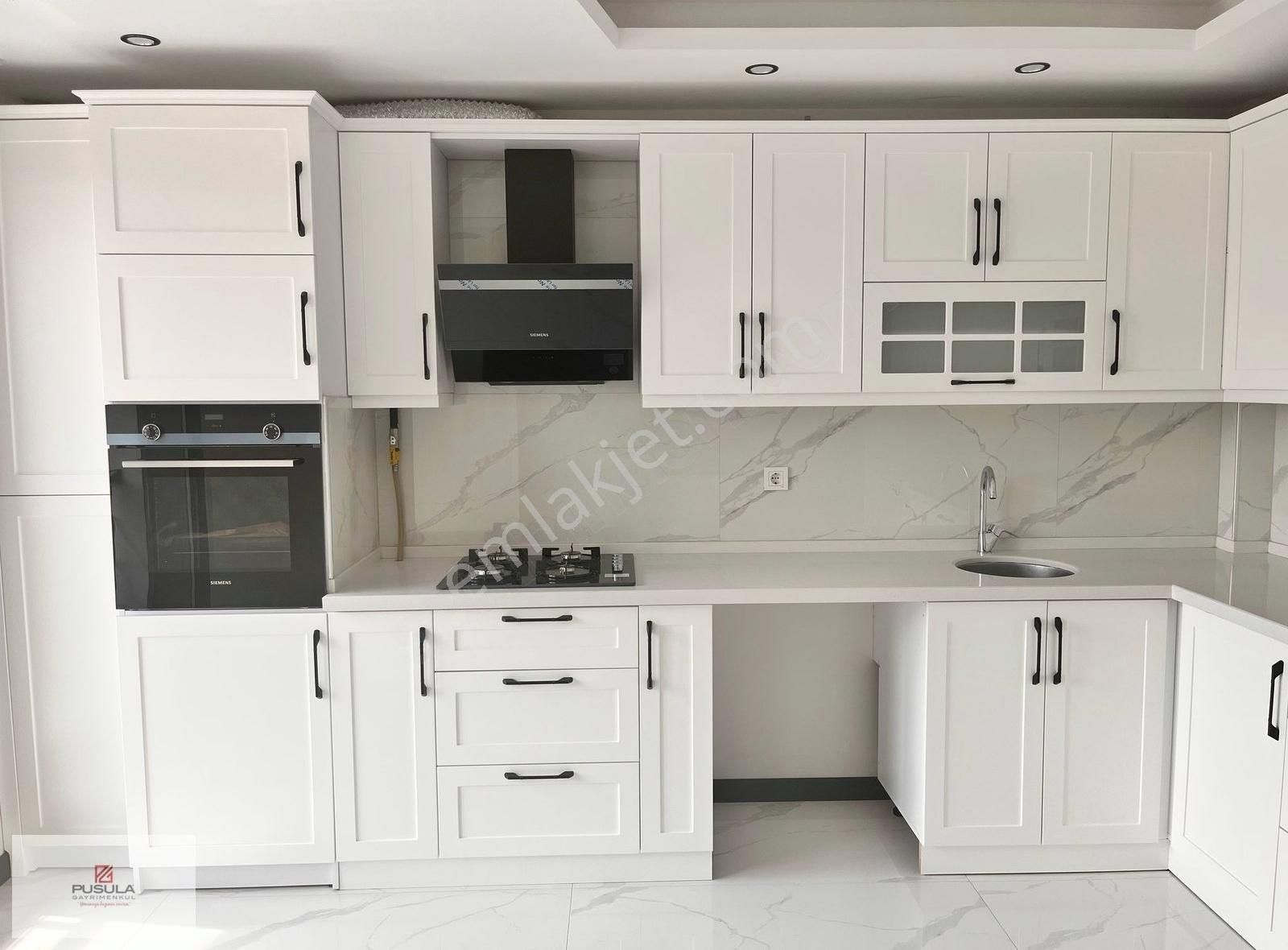 Plevne Mah. Beyoğlu Caddesi Yakını Köşe Bina 6+2 Dublex Daire