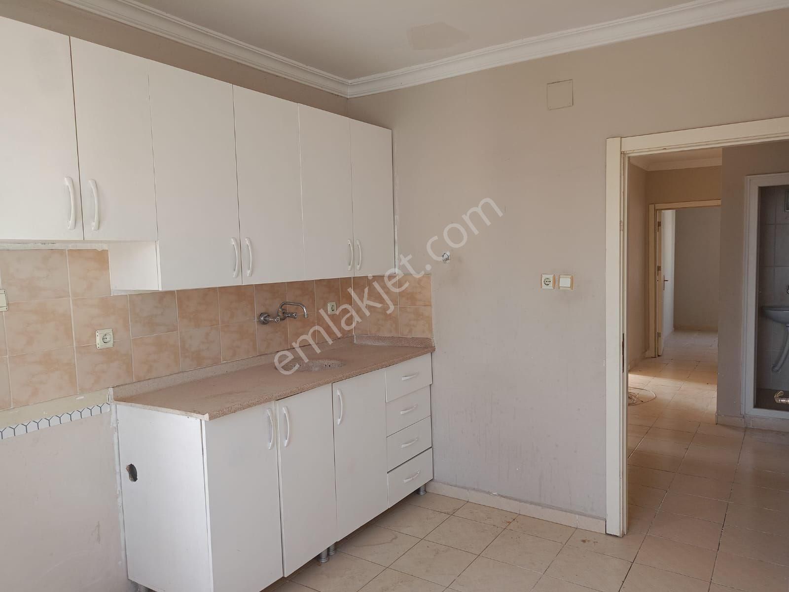 Hayalpark Yakını Ferah Ve Geniş 3+1! Güneş Enerjili – Çok Cazip Kiralık!