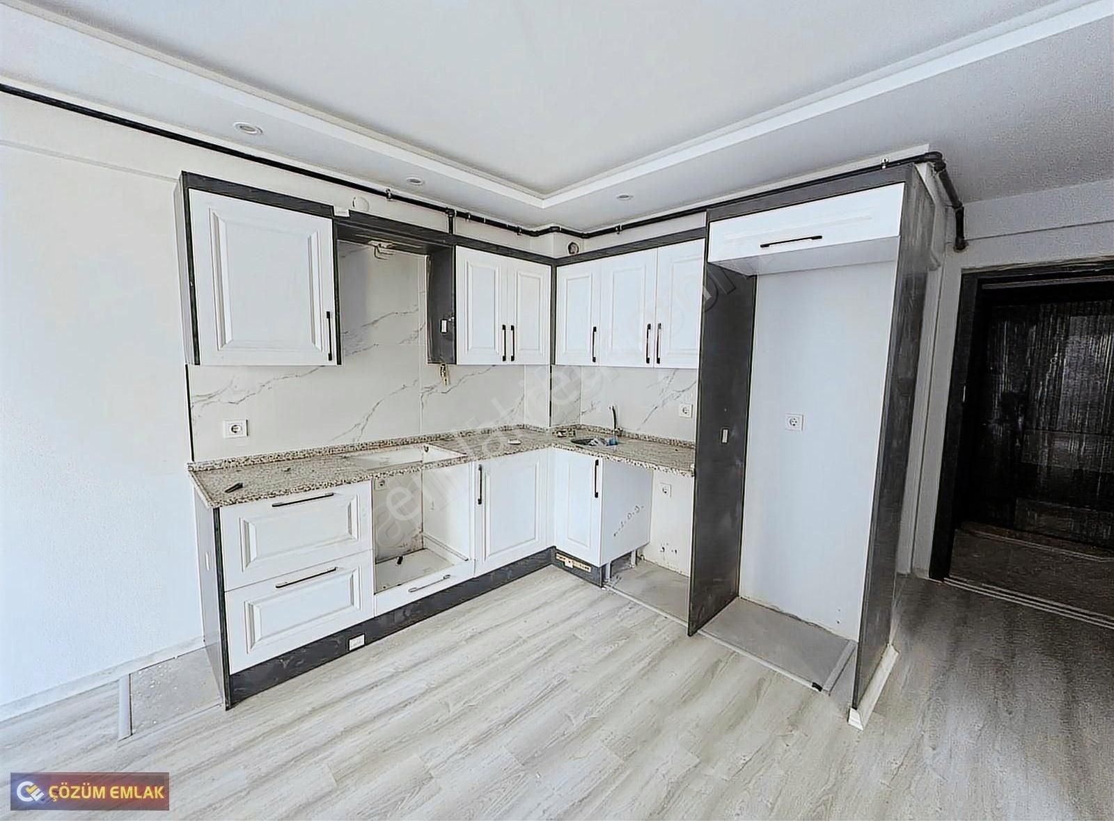 Çözüm Emlak'tan 1. Sınıf Malzeme Ve İşçilikli 1+1 Sıfır Daire