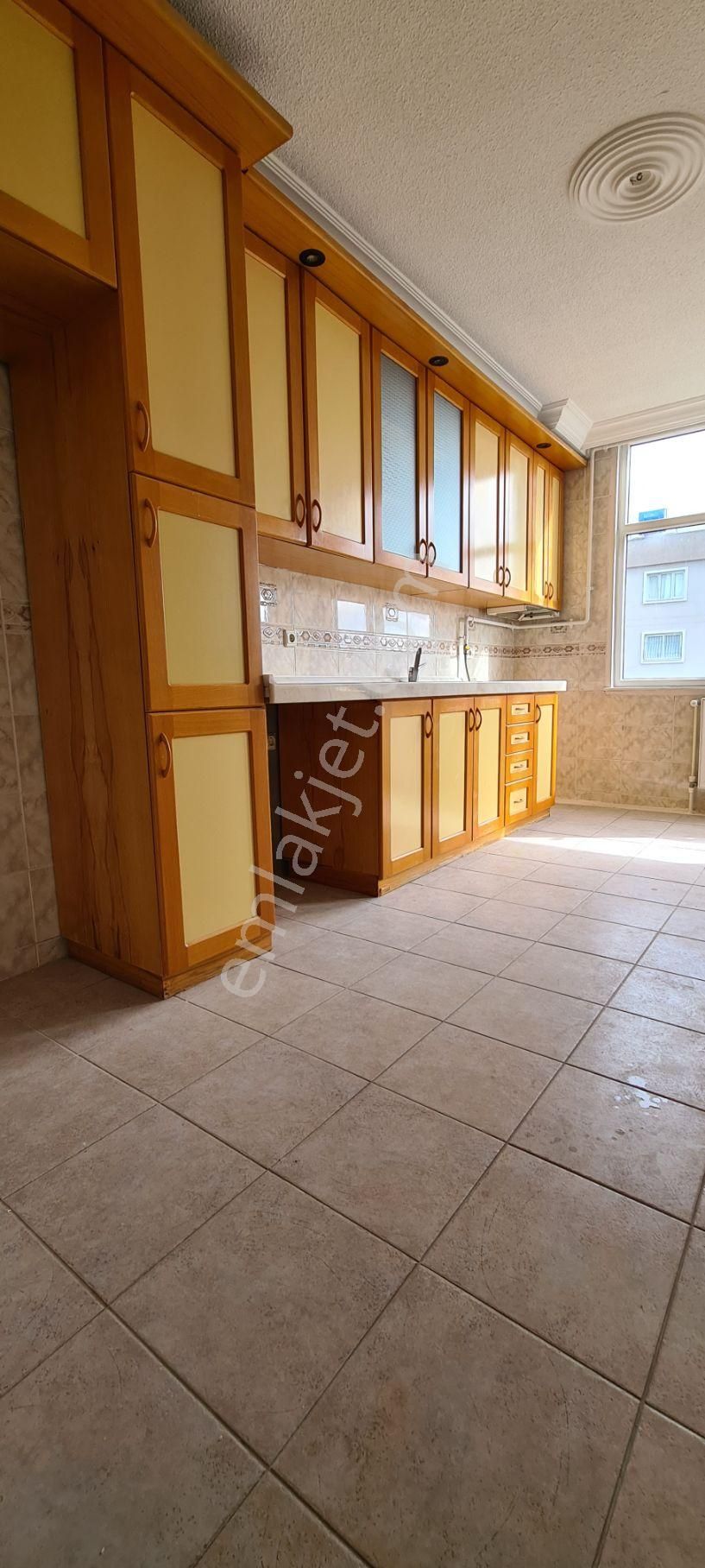 Çukurova Ali Sepici’de 175 M2 3+1 Triple Cepheli Lüks Daire – Acil Satılık