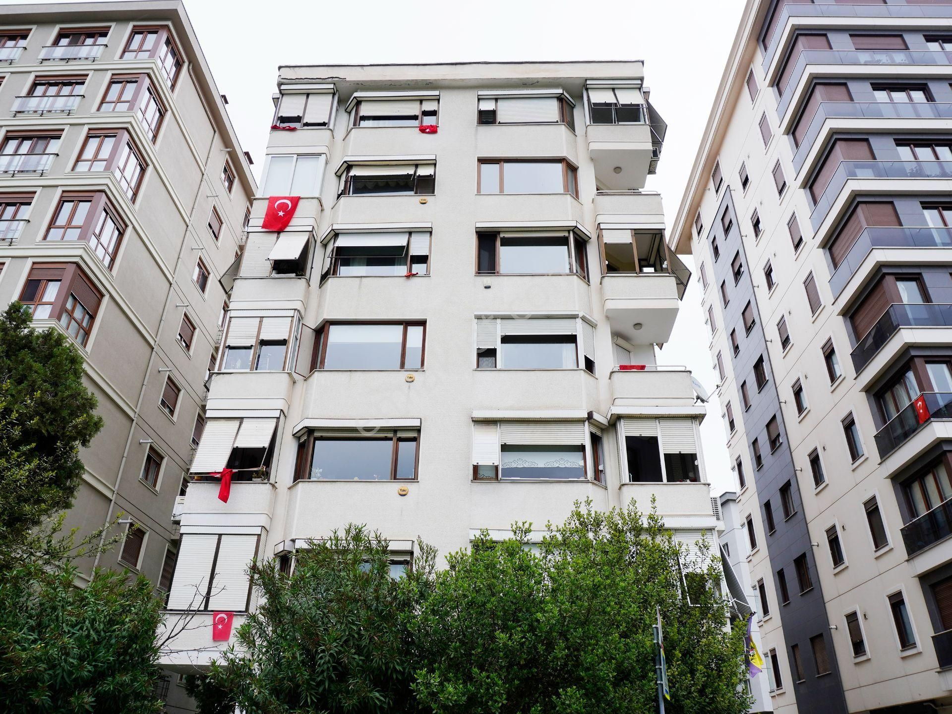 Feneryolu Perçem Sk. Da Özgürlük Parkı Manzaralı Kiralık Daire