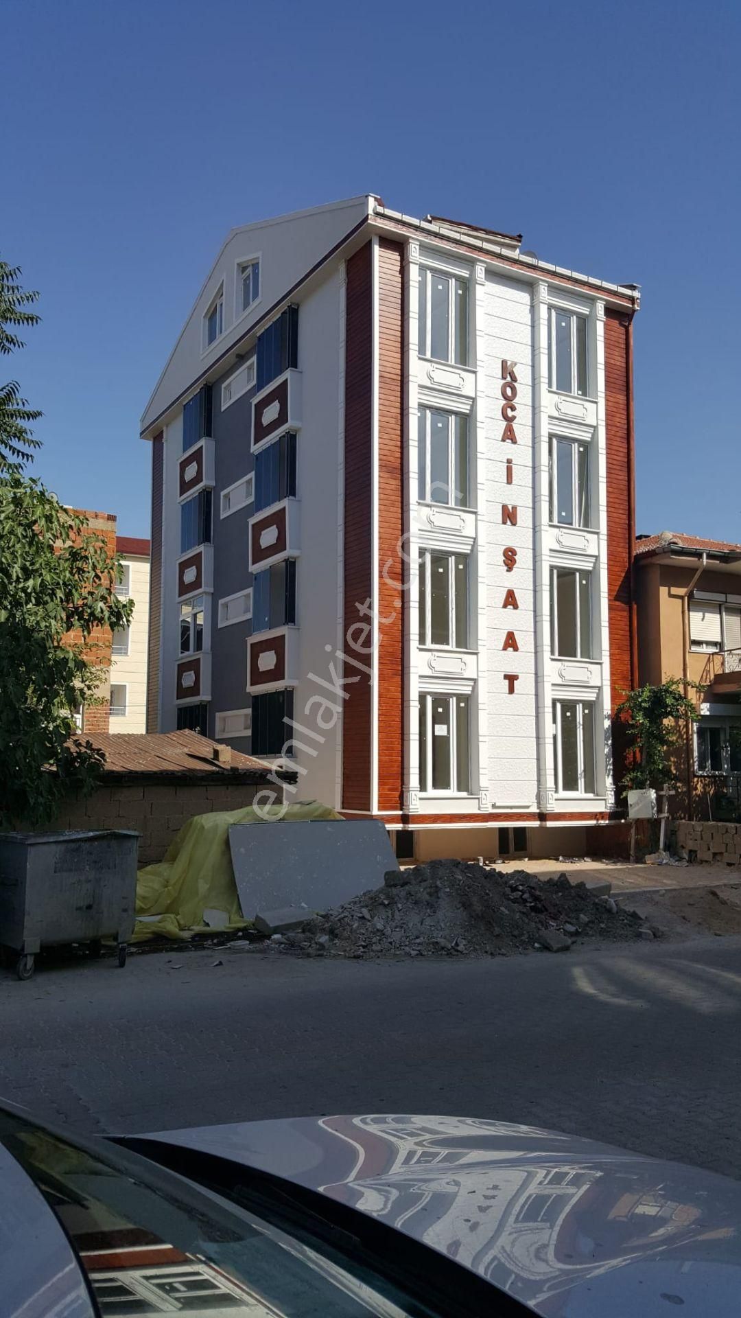 İstasyon Mahallesinde Eşyalı 1+1 Dublex Kiralık Daire