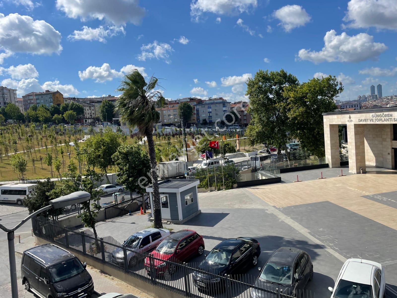 Ertuğ Dan Gençosman Mahallesi 'full Eşyalı' Kiralık 2+1 Daire