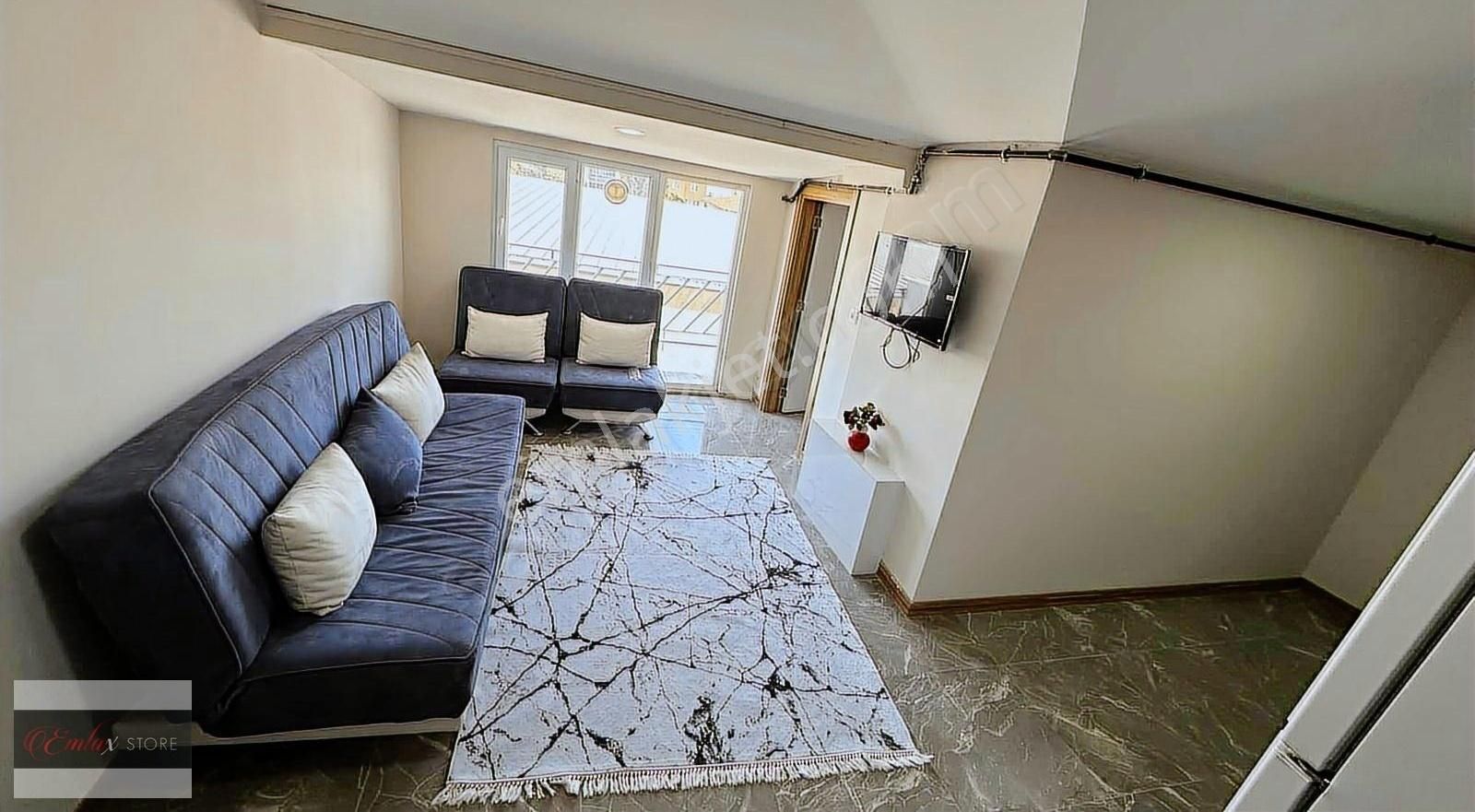 Fesleğen Mahallesi Sıfır Ayarında Balkonlu 1+1 Eşyalı Apart !