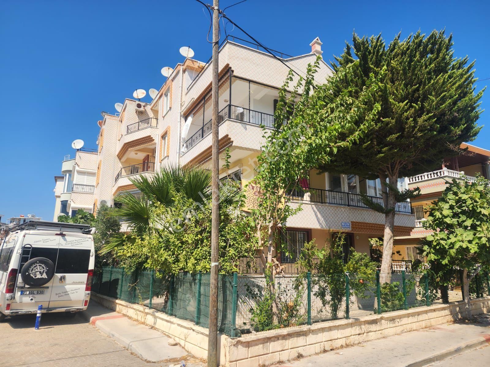 Didim Çamlık Mah. 4+1 Full Eşyalı Masrafsız Köşe Dublex Daire