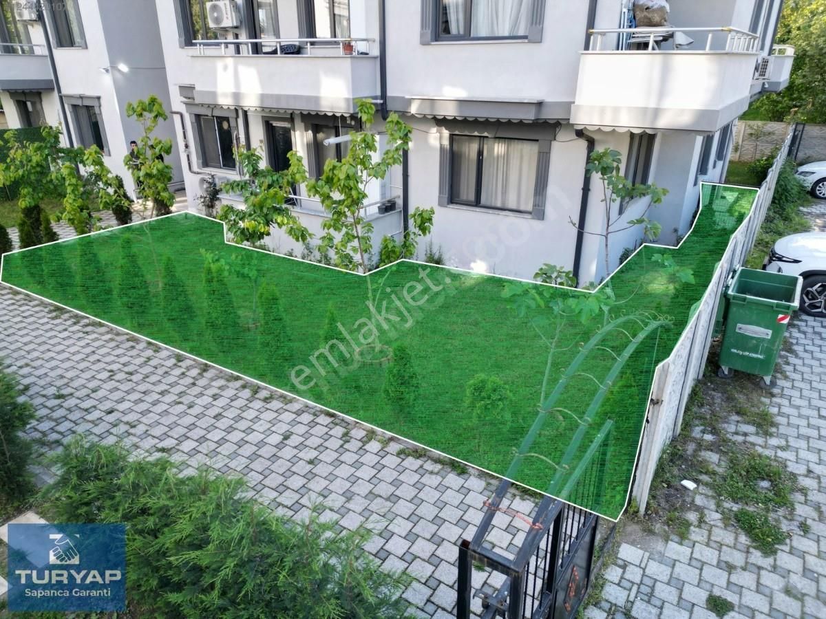 Turyaptan Sapanca Gazipaşada Bahçe Kullanımlı Eşyalı 3+1 Daire