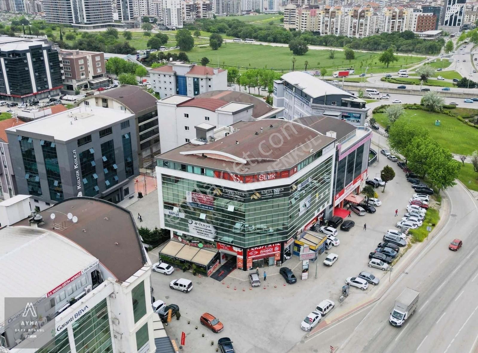 Ayma'dan Ulaşımın Merkezinde 95 M2 2+1 Kiralık Ofis !!!