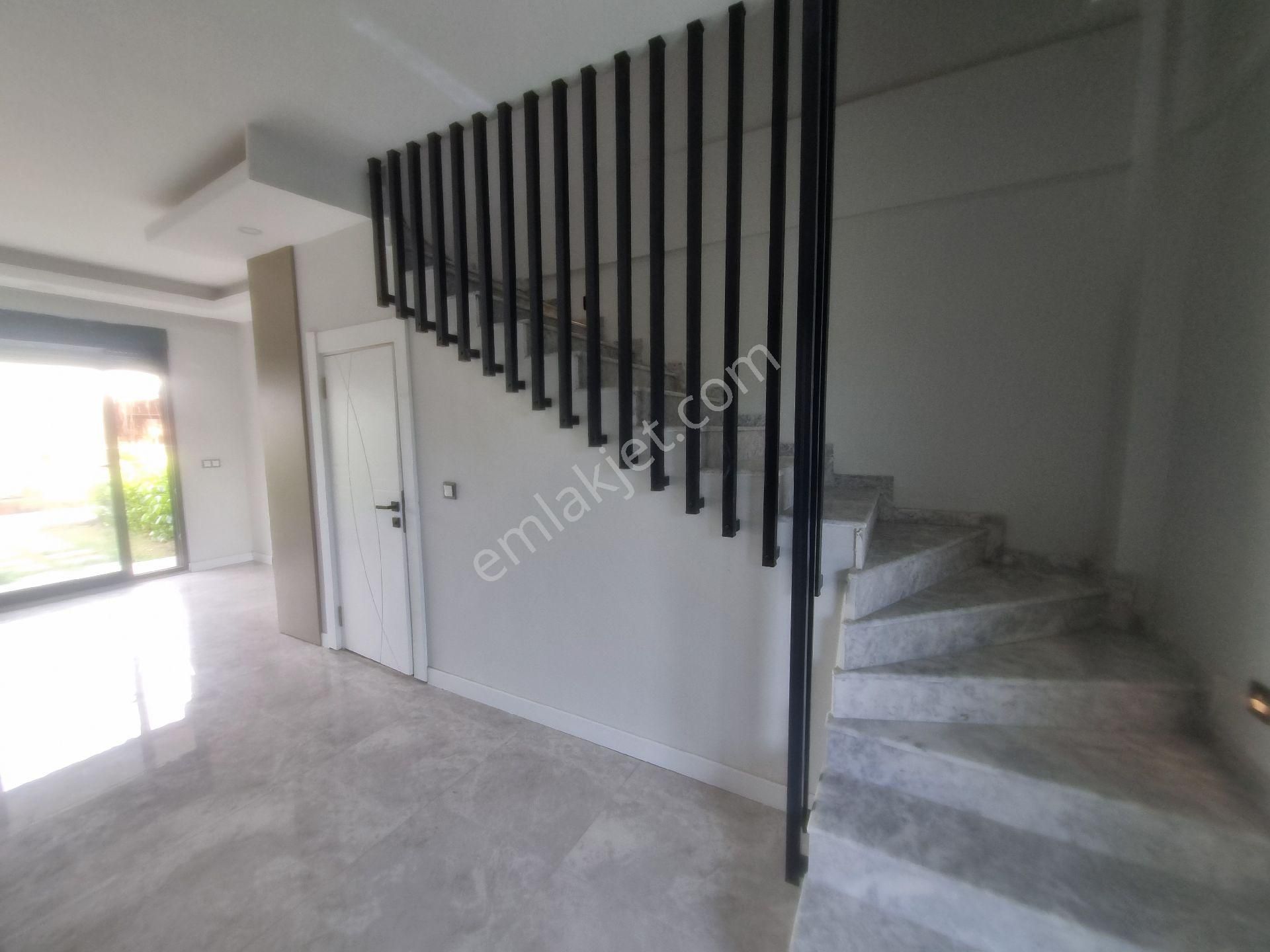 Manavgat Side Mah Satılık Havuzlu Villa Tipi Daire - Görsel 14