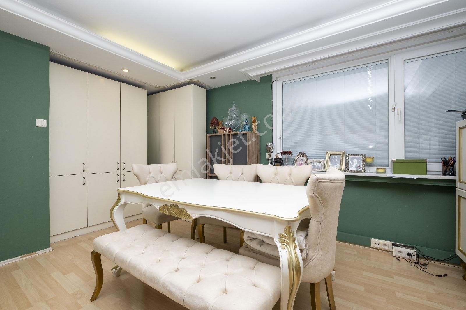 Etiler Cengiz Topel Caddesinde Nezih Apartmanda 3+1 Ters Dubleks - Görsel 16