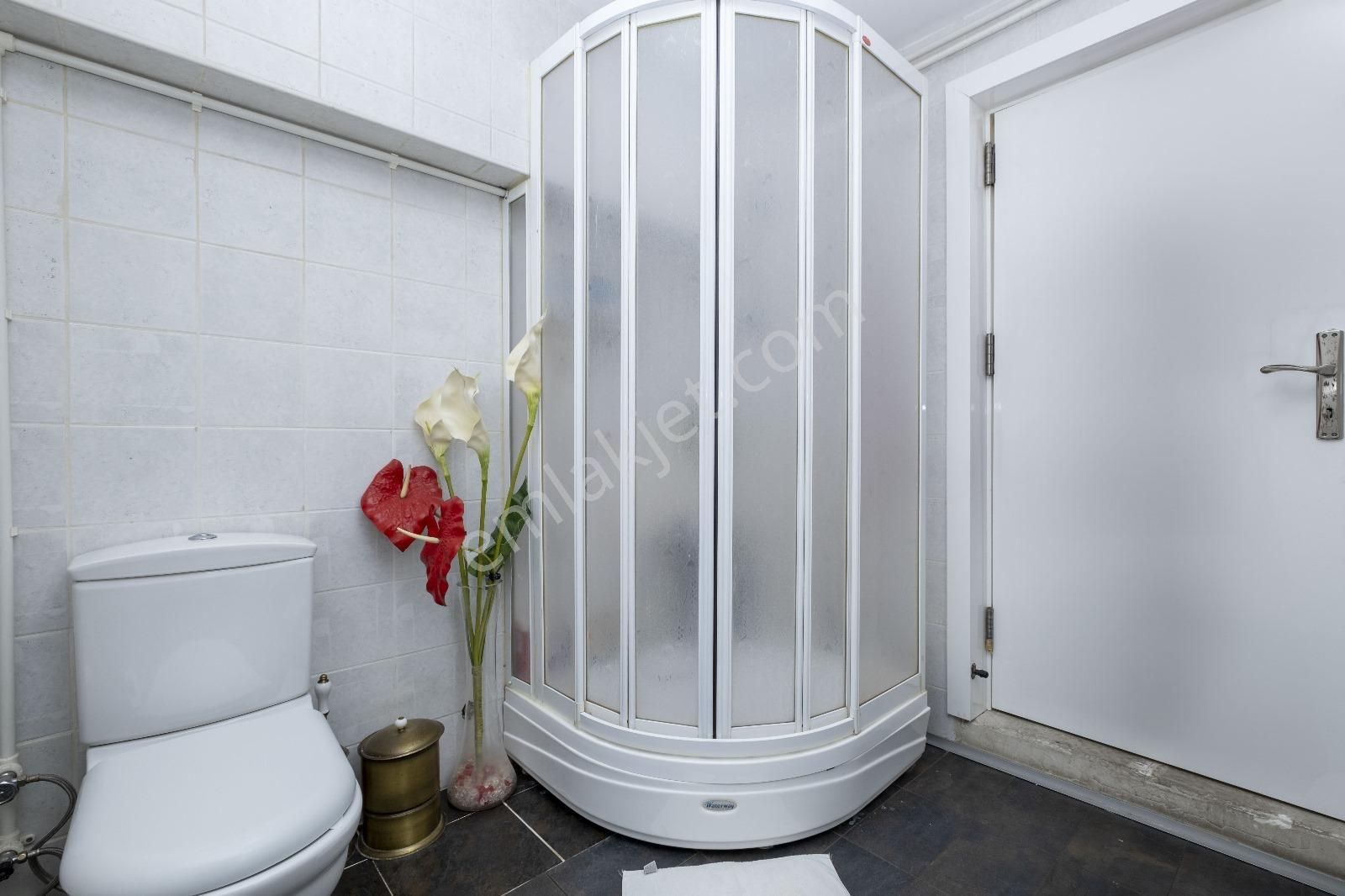 Etiler Cengiz Topel Caddesinde Nezih Apartmanda 3+1 Ters Dubleks - Görsel 11