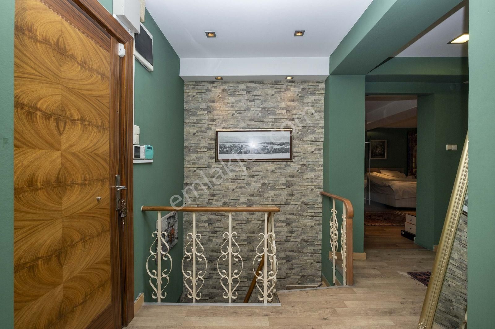 Etiler Cengiz Topel Caddesinde Nezih Apartmanda 3+1 Ters Dubleks - Görsel 13