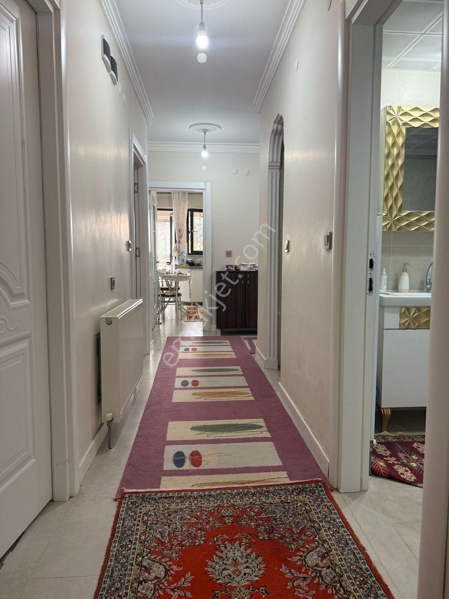 Gordion Emlak'tan Şehitlik Mahallesi 4+1 Yapılı Masrafsız - Görsel 4