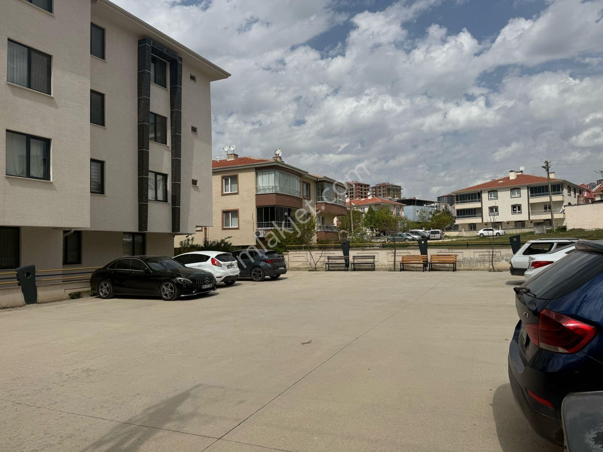 Gordion Emlak'tan Şehitlik Mahallesi 4+1 Yapılı Masrafsız - Görsel 9