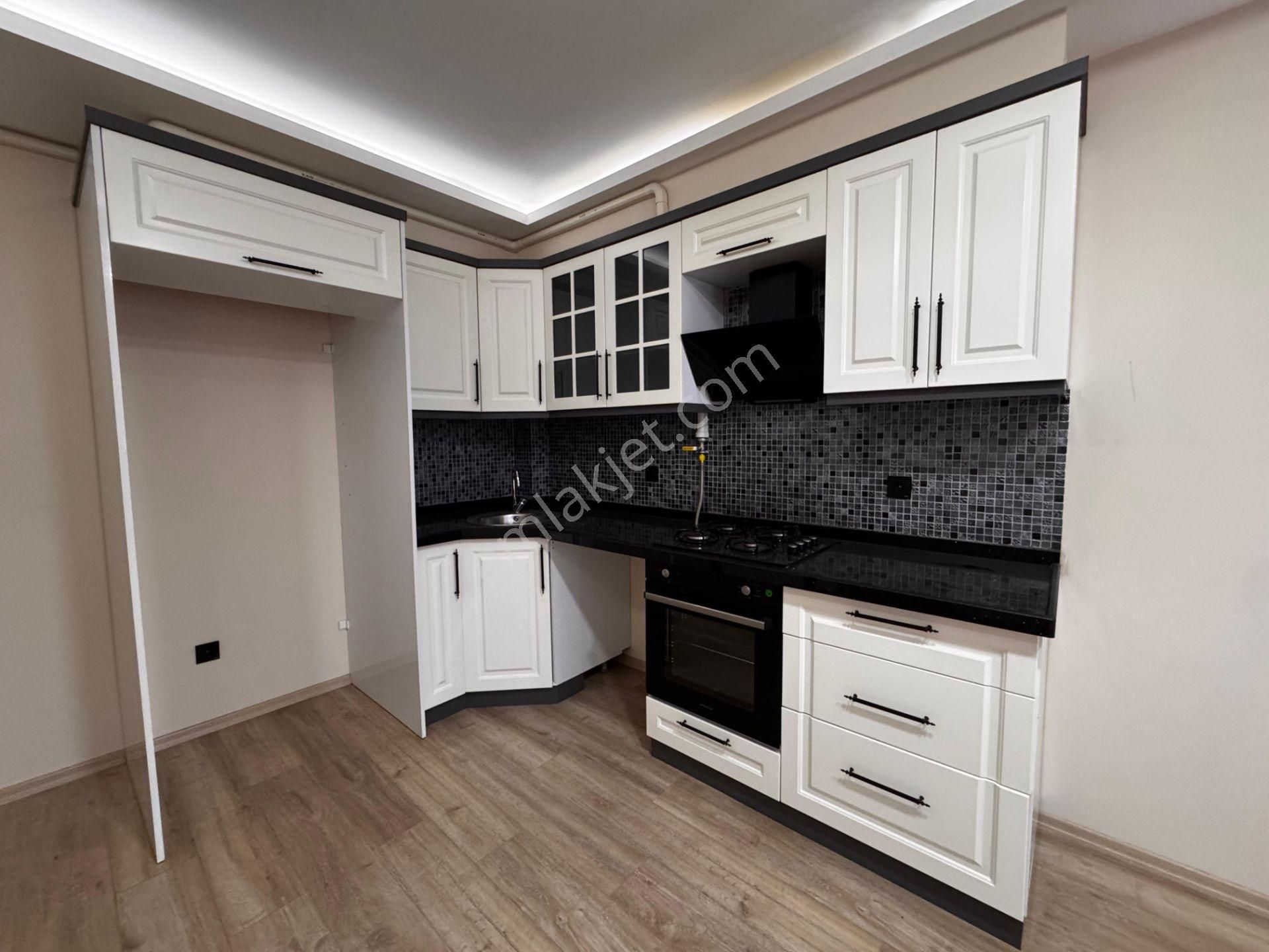 Pak Yapı'dan Akçay İkizçay Merkezde Ön Cephe Satılık 1+1 Daire