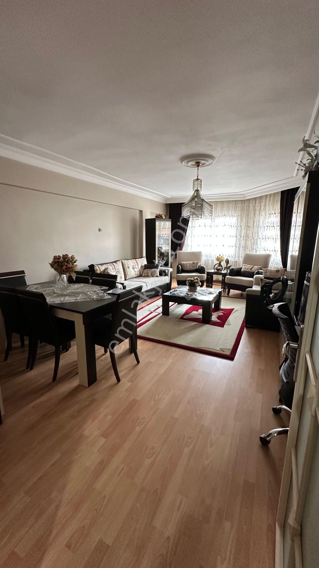 Finans Gayrimenkul'den Çarşı Merkezinde Satılık 4+1 Daire