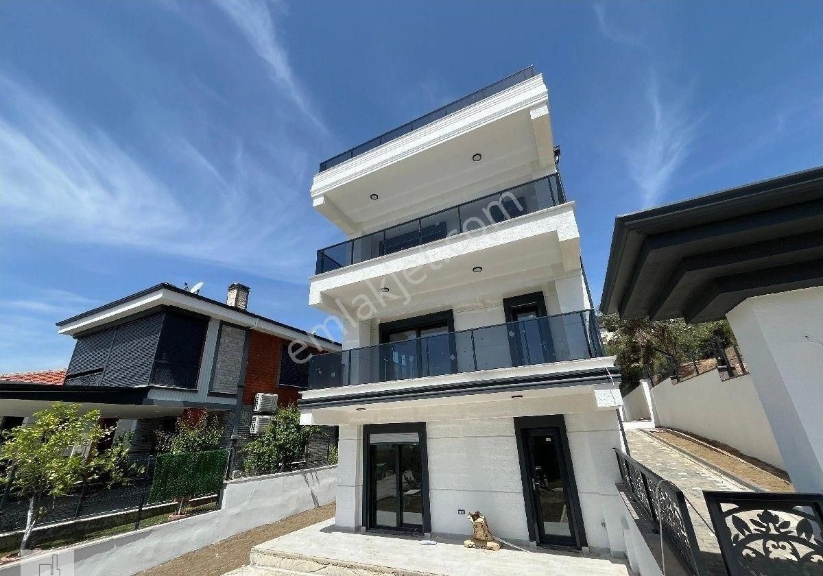 Altınoluk Kazdağı Eteklerinde Deniz Manzaralı Yerden Isıtmalı 3+1 Lüx Sıfır Dublex Daire