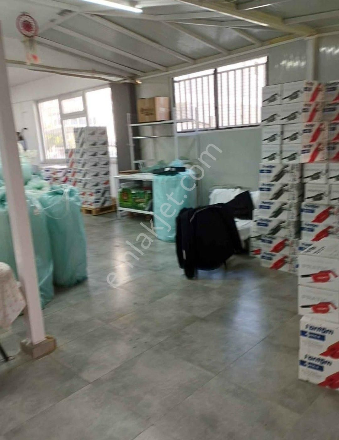 İçmeler De Kiralık Geniş Dükkan