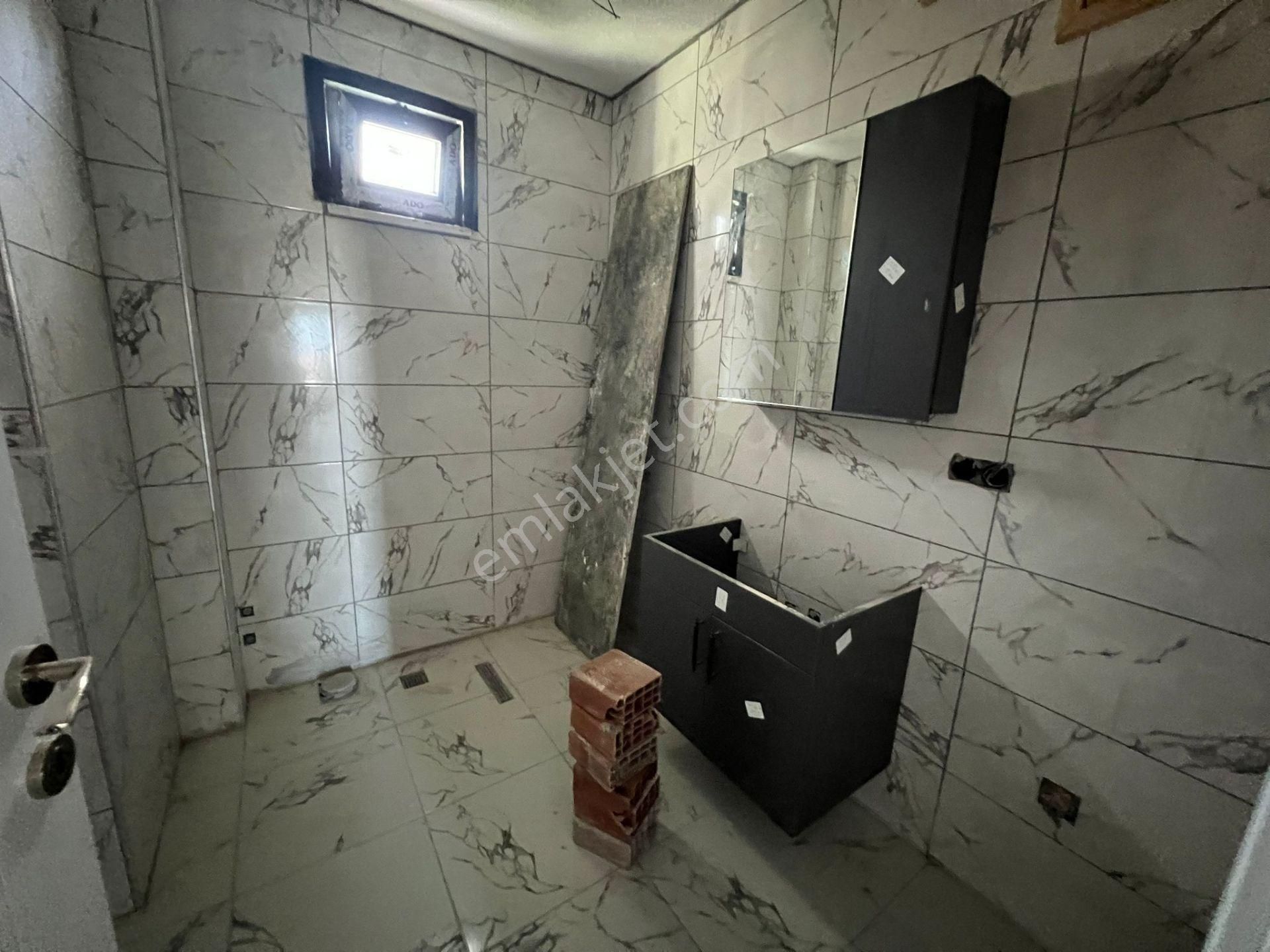 Sultanbeyli Fatih Mah. Çok Geniş 170 M2 3+2 İki Aile İçin Uygun - Görsel 17