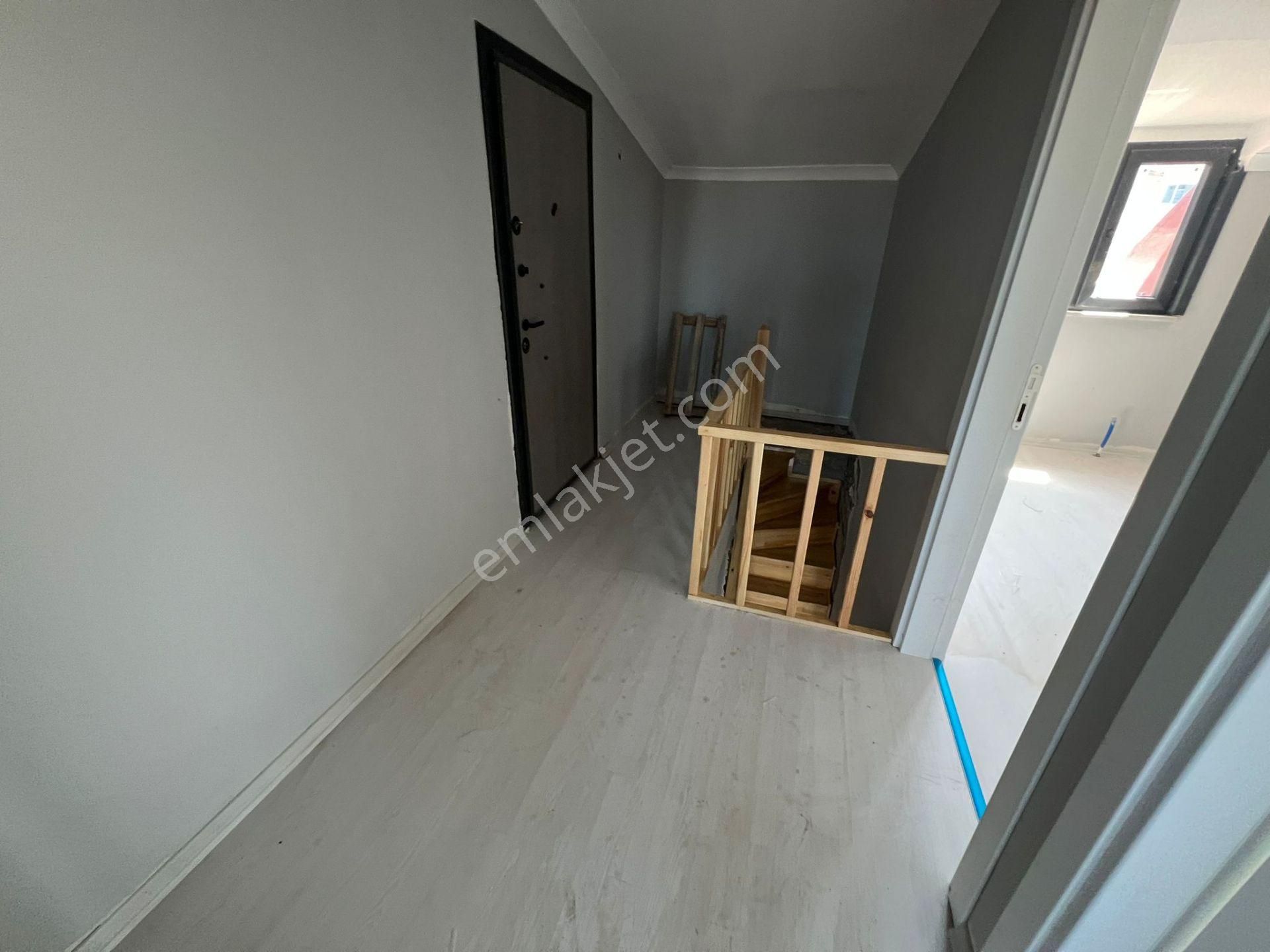 Sultanbeyli Fatih Mah. Çok Geniş 170 M2 3+2 İki Aile İçin Uygun - Görsel 25