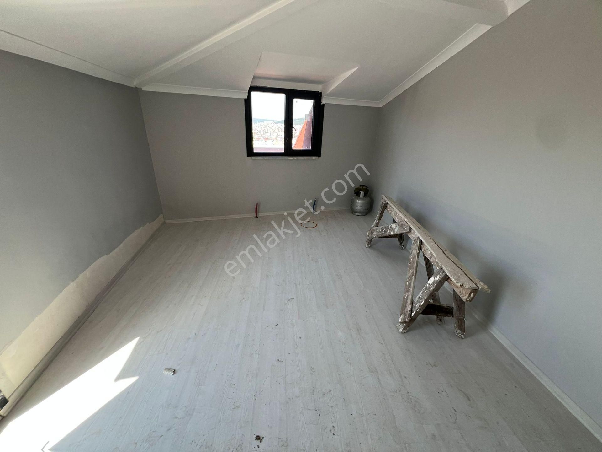 Sultanbeyli Fatih Mah. Çok Geniş 170 M2 3+2 İki Aile İçin Uygun - Görsel 27