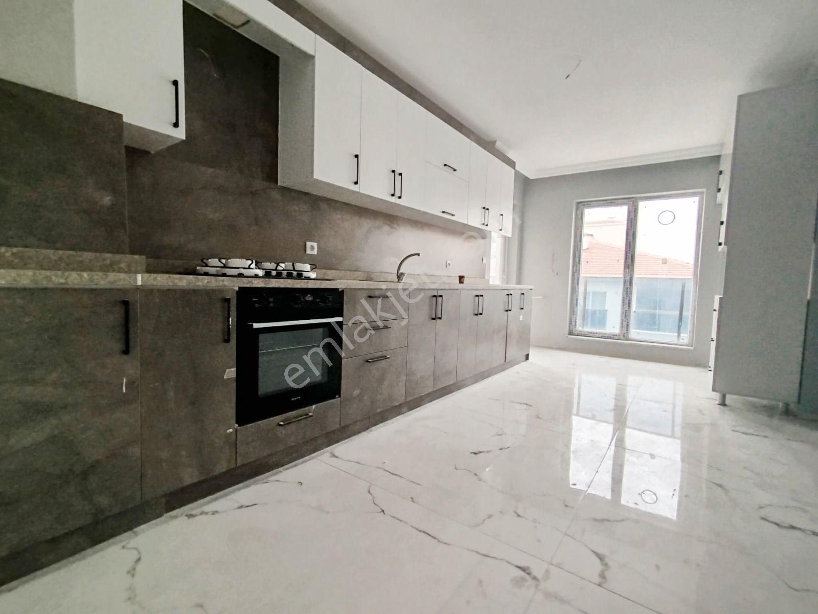 Es-as'tan Menderes Mahallesi 4+1 Ara Katta Bağımsız Full Yapılı Asansörlü Ebeveyn Banyolusıfır Daire