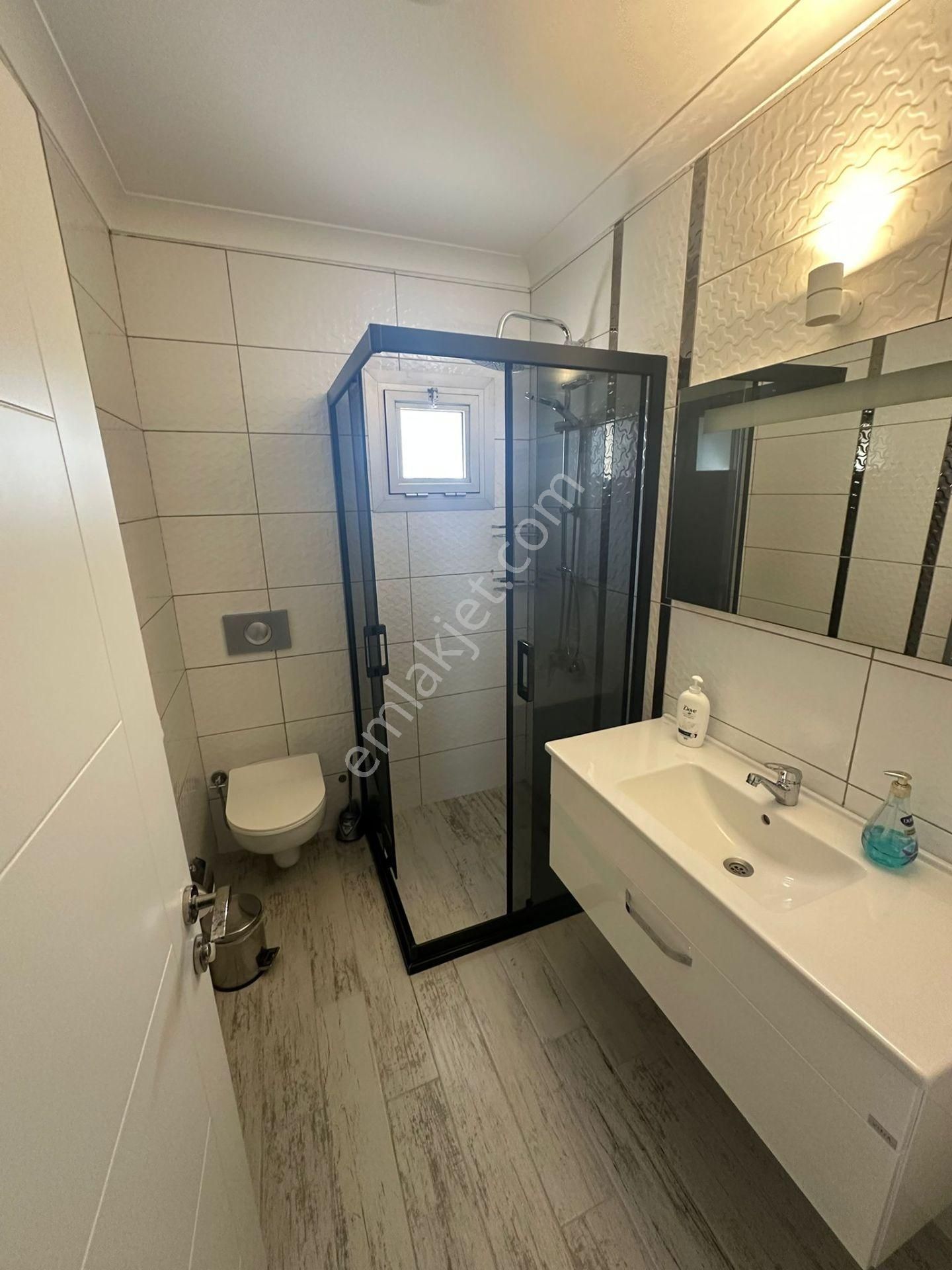 Çeşme Ardıç Paşalimanı'nda Plaja Yürüme Mesafesinde Kiralık Tripleks Villa - Görsel 24