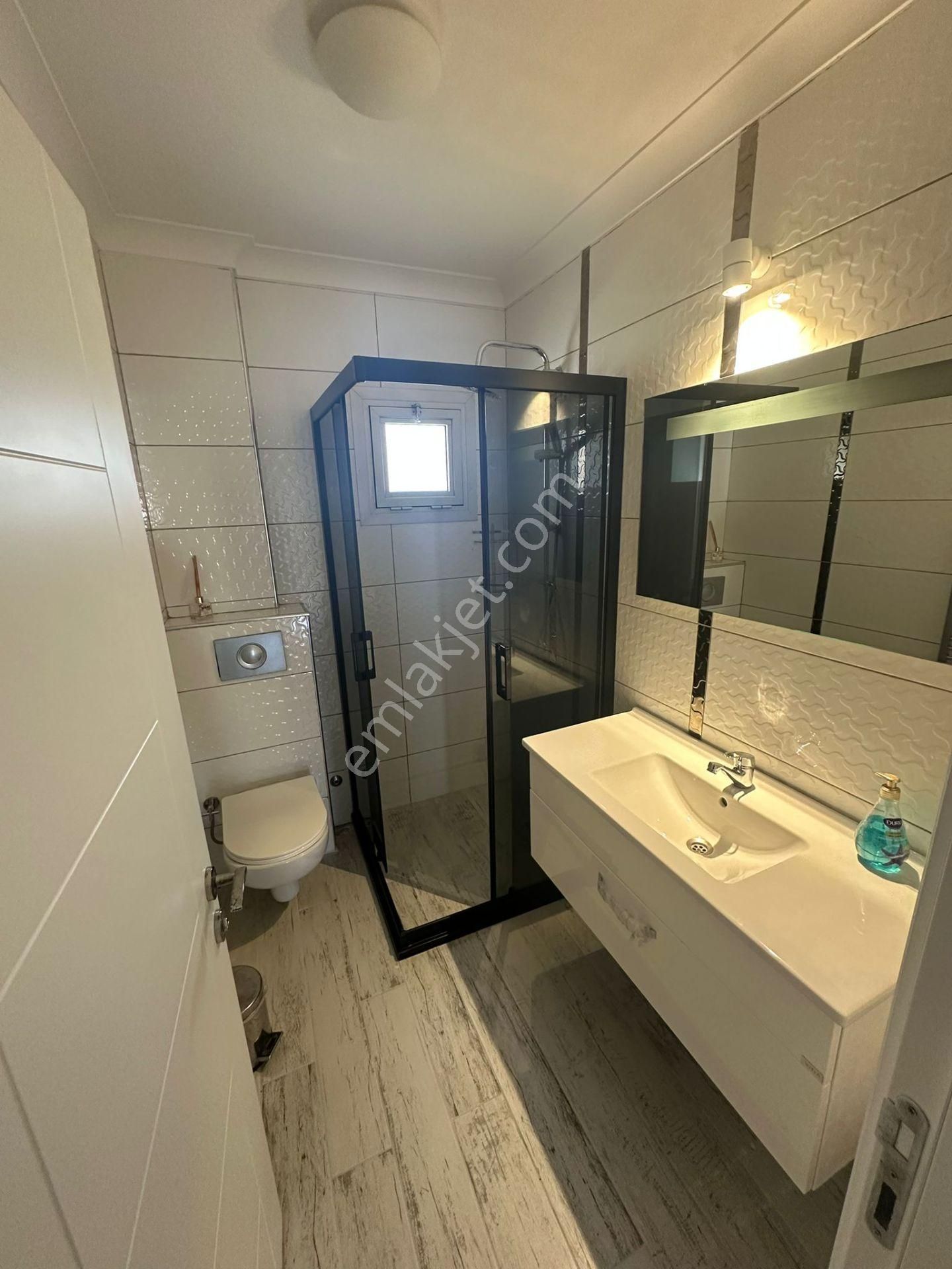 Çeşme Ardıç Paşalimanı'nda Plaja Yürüme Mesafesinde Kiralık Tripleks Villa - Görsel 20