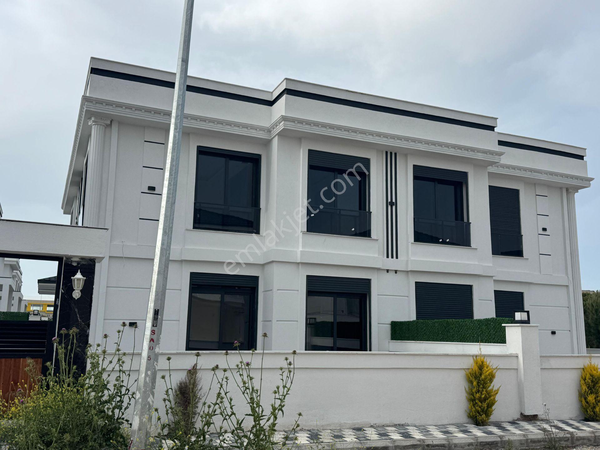 Didim Çamlıkta Satılık Denize Yakın 3+1 Havuzlu Villa - Görsel 27